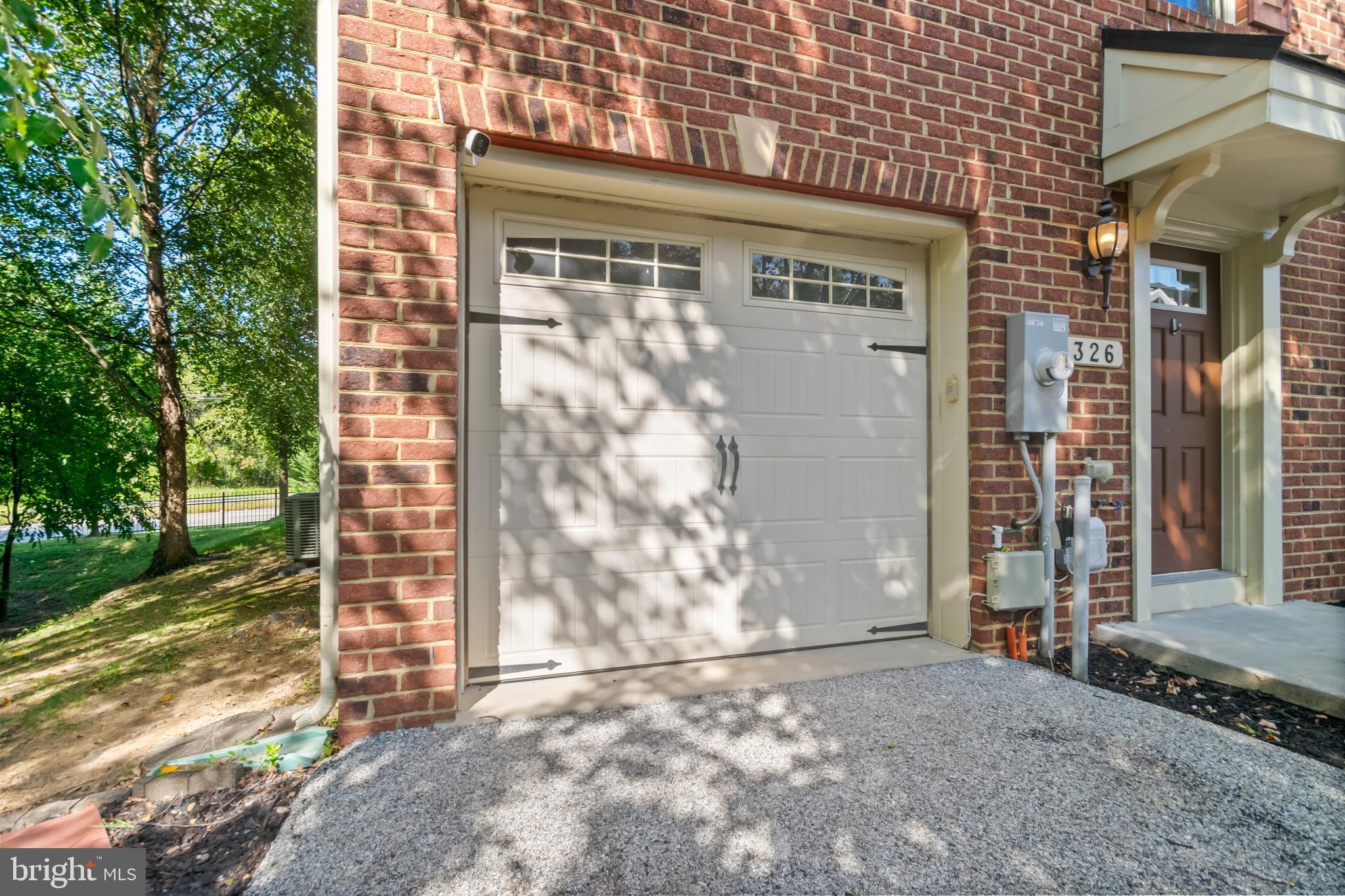 FIELDCREST GLEN - Residential