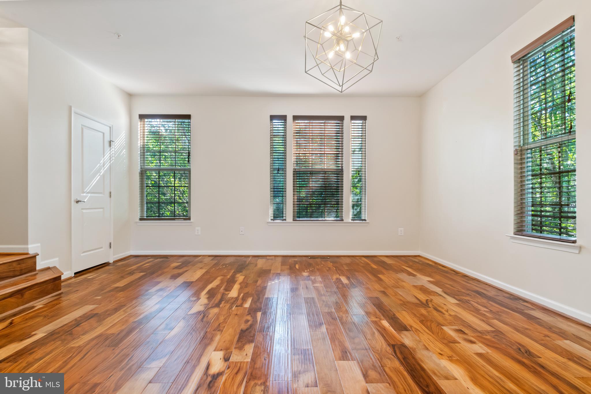 FIELDCREST GLEN - Residential