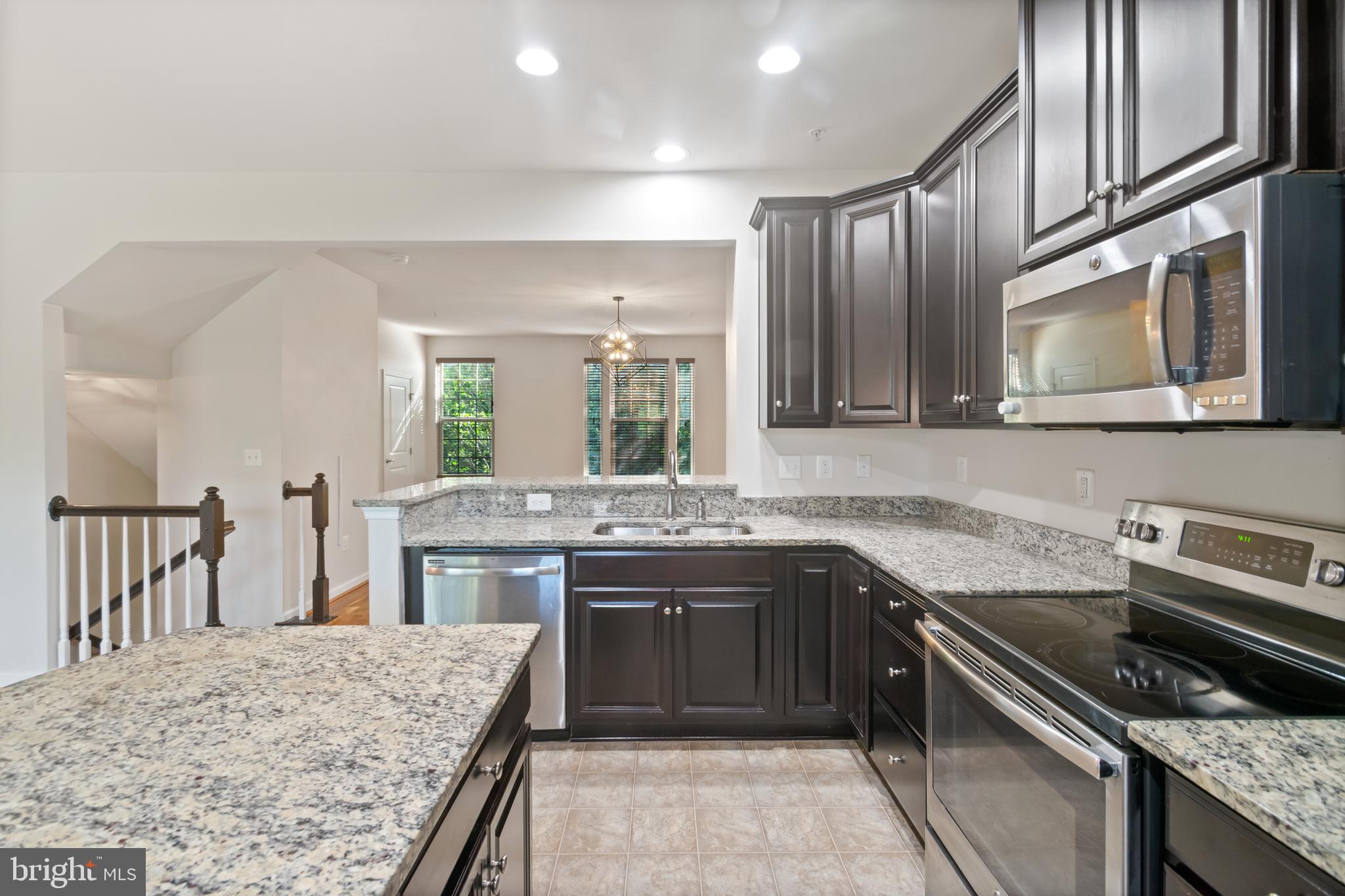 FIELDCREST GLEN - Residential