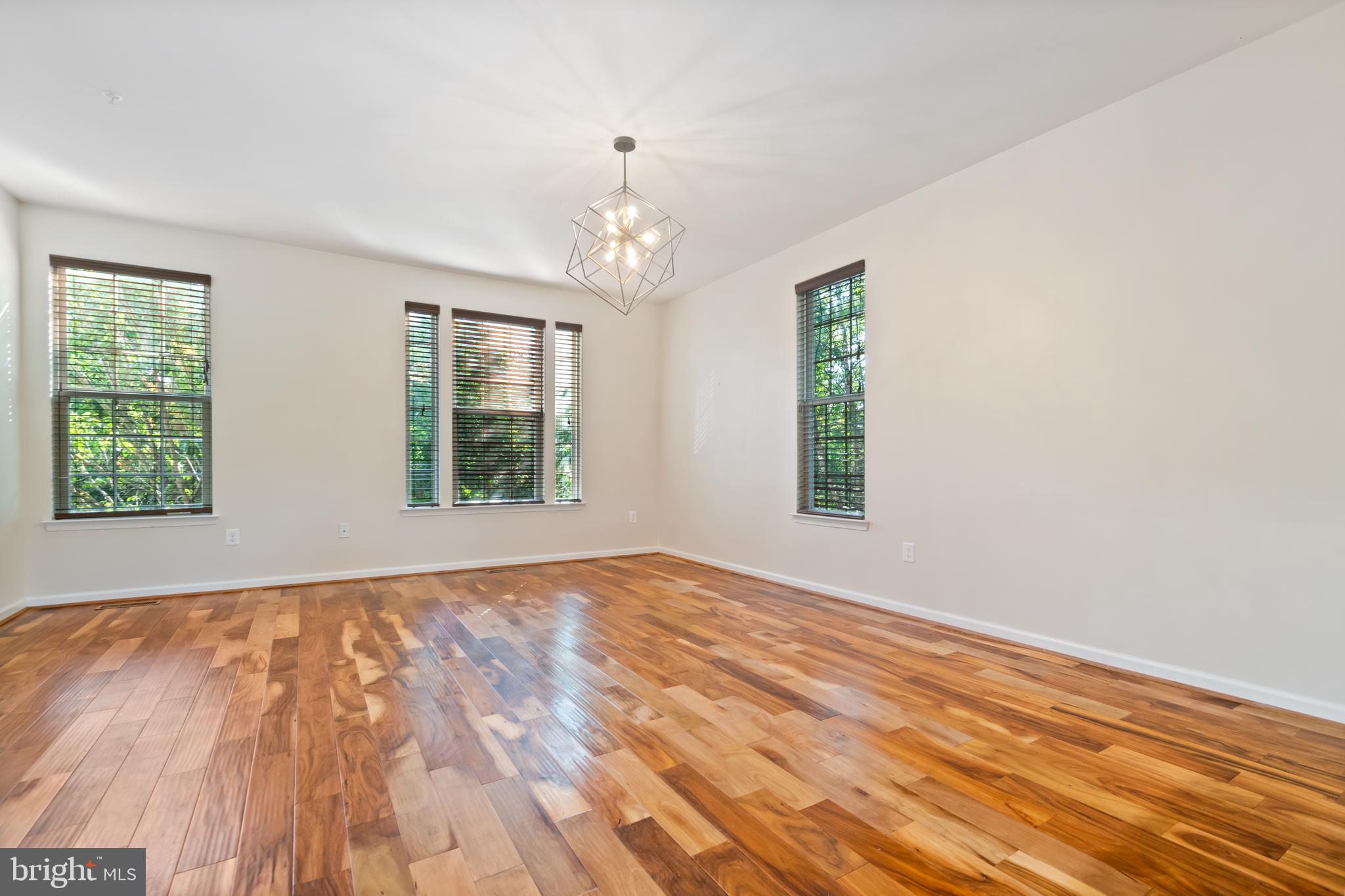 FIELDCREST GLEN - Residential