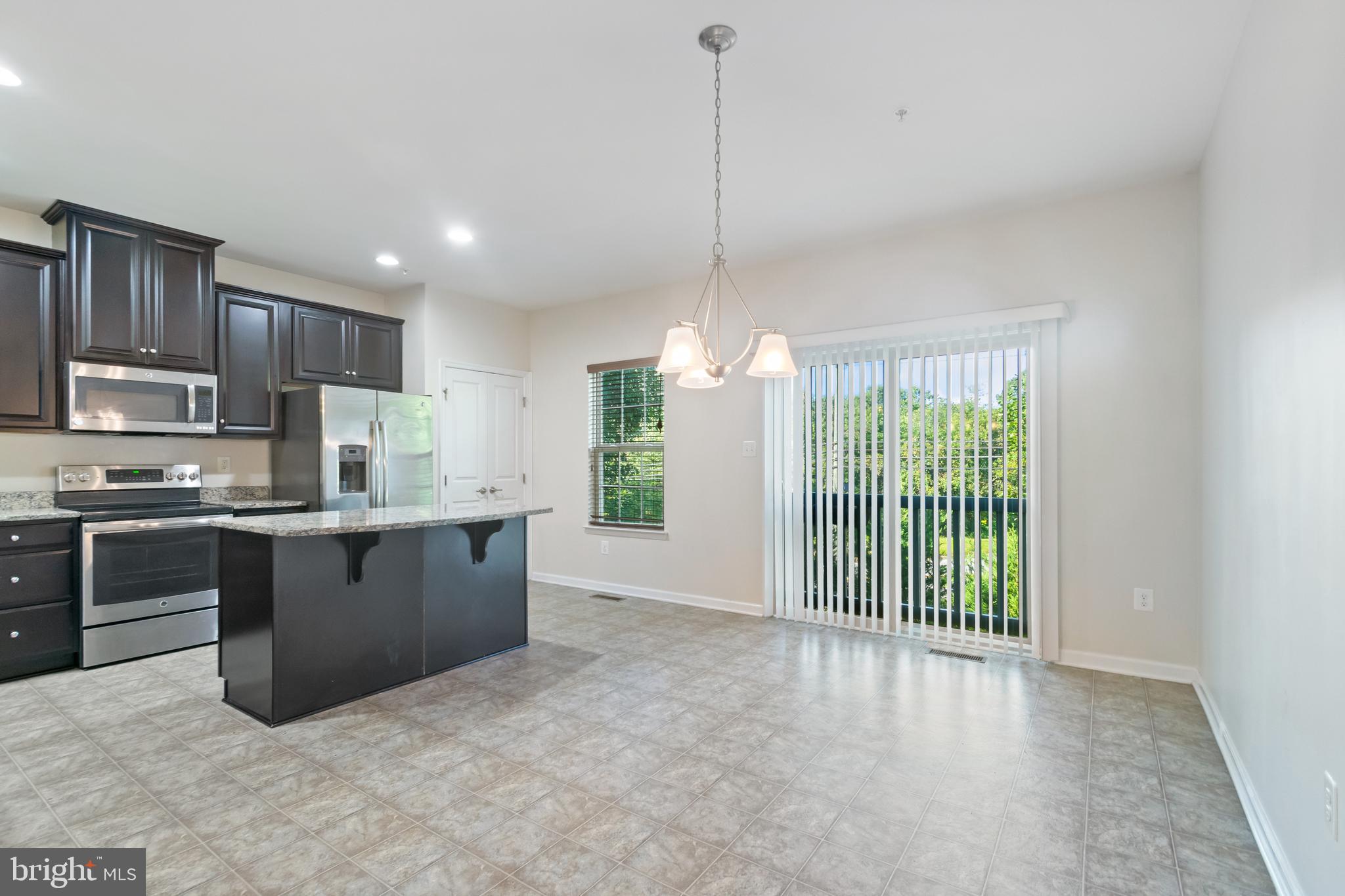 FIELDCREST GLEN - Residential