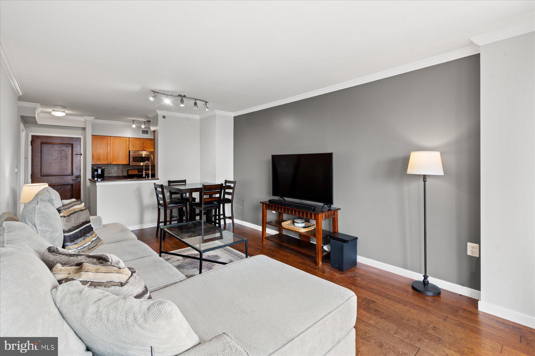 4801 FAIRMONT AVENUE 705