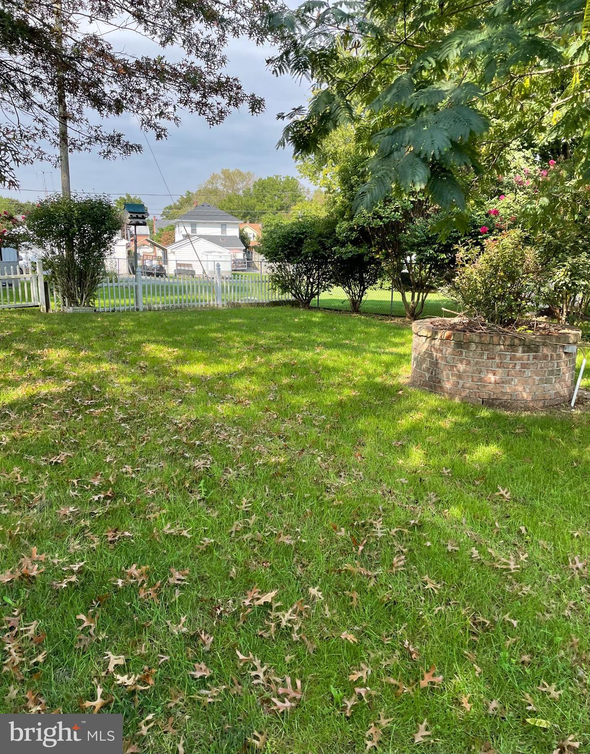 HALFWAY - Residential