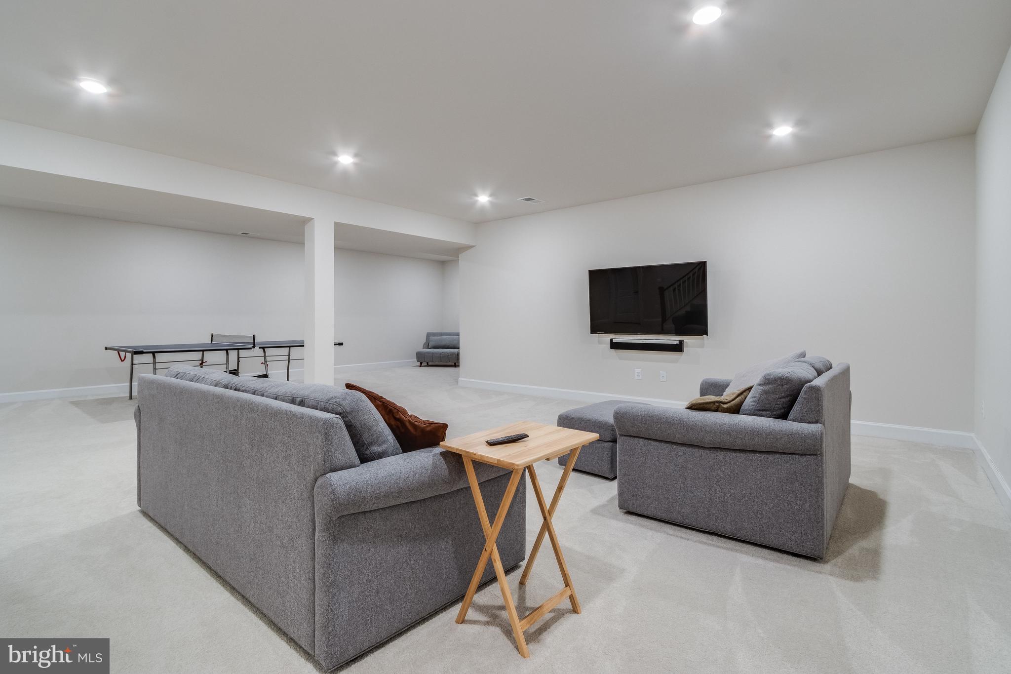 COASTAL CLUB - Residential