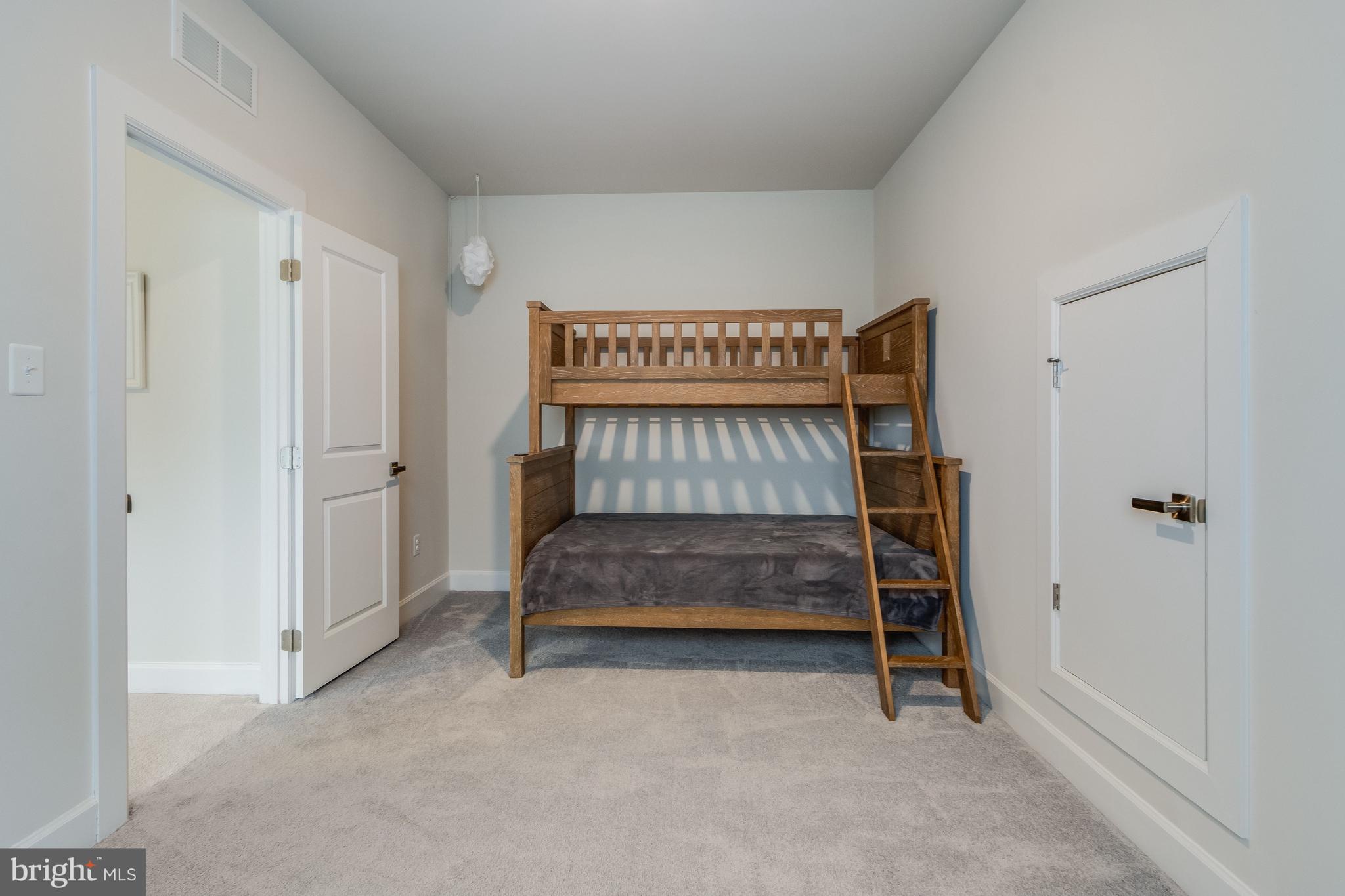 COASTAL CLUB - Residential