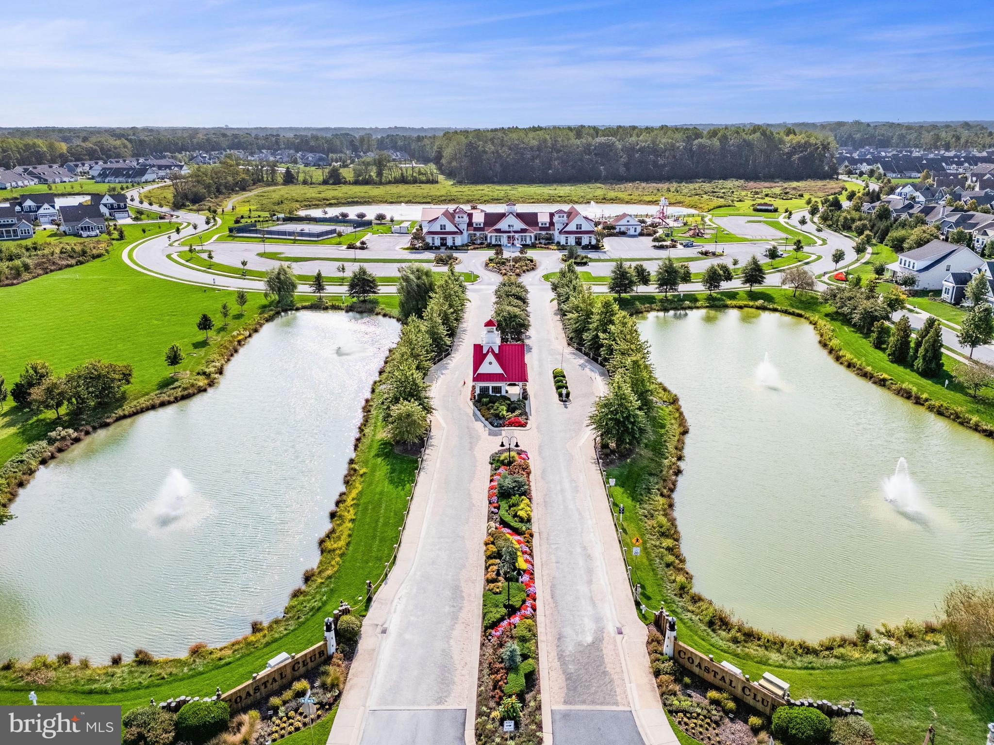 COASTAL CLUB - Residential