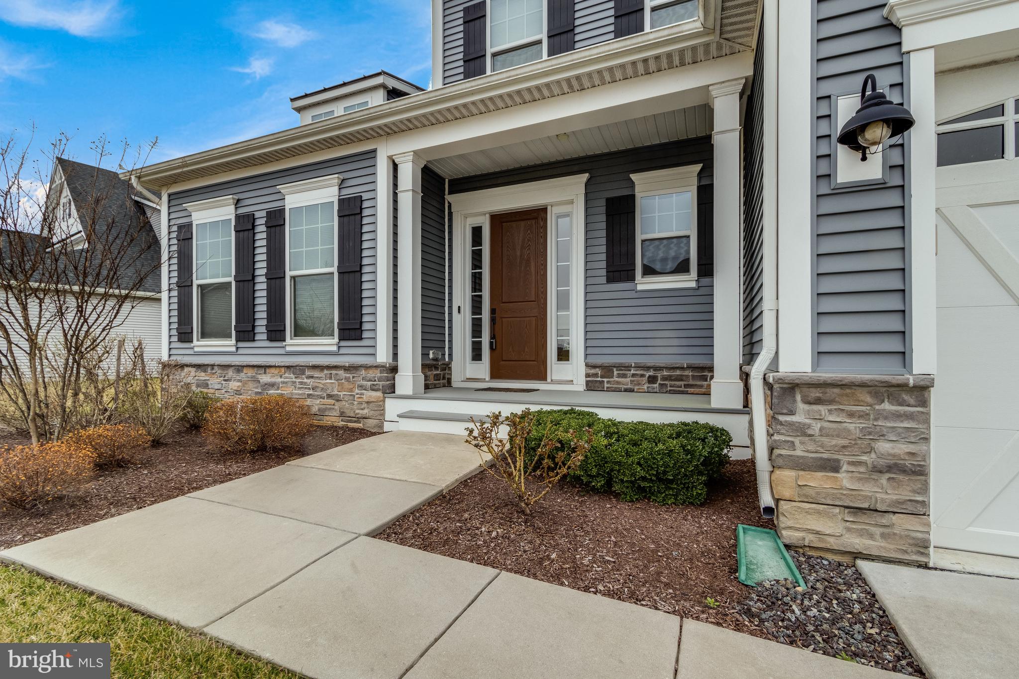 COASTAL CLUB - Residential