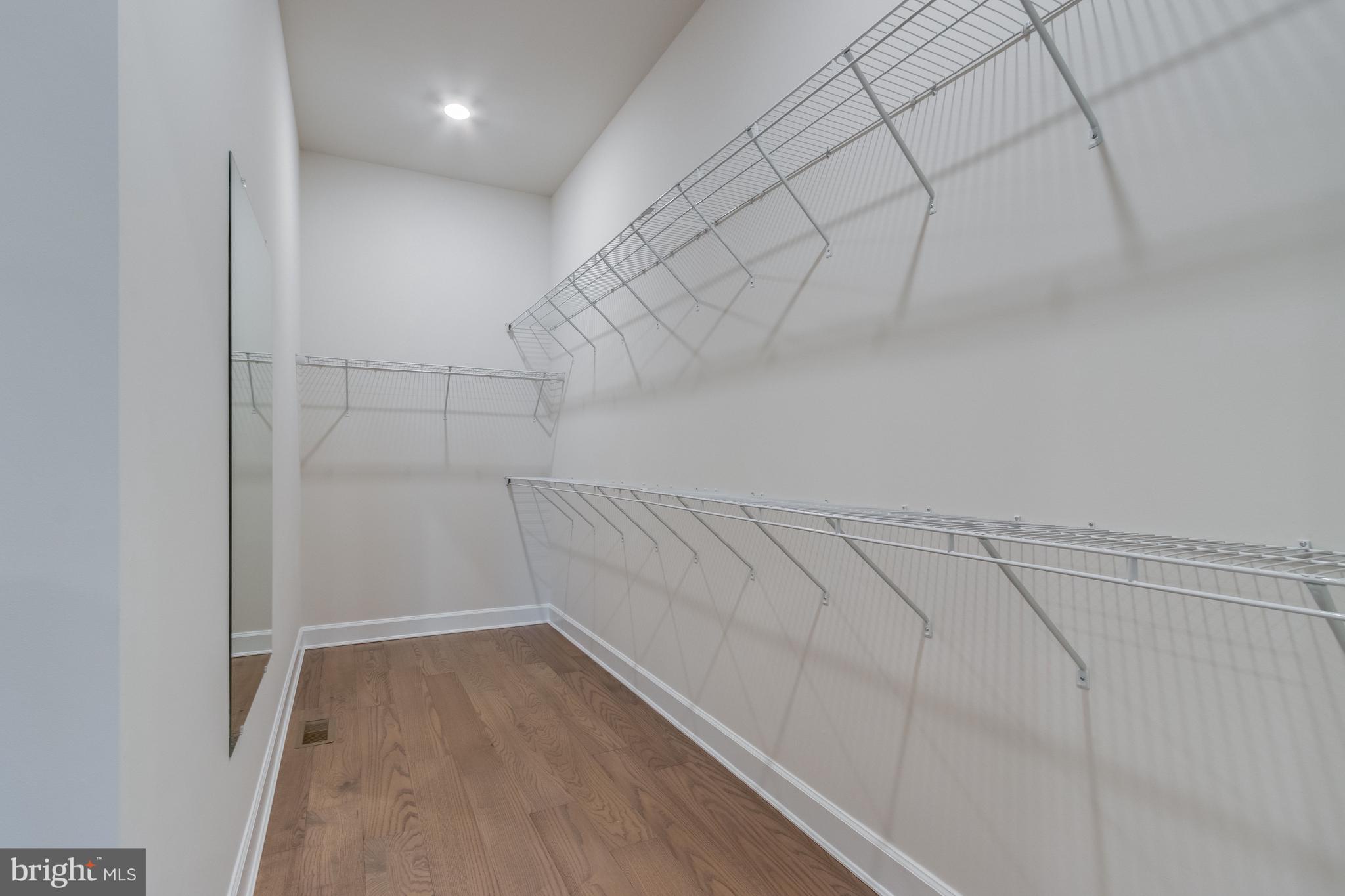 COASTAL CLUB - Residential