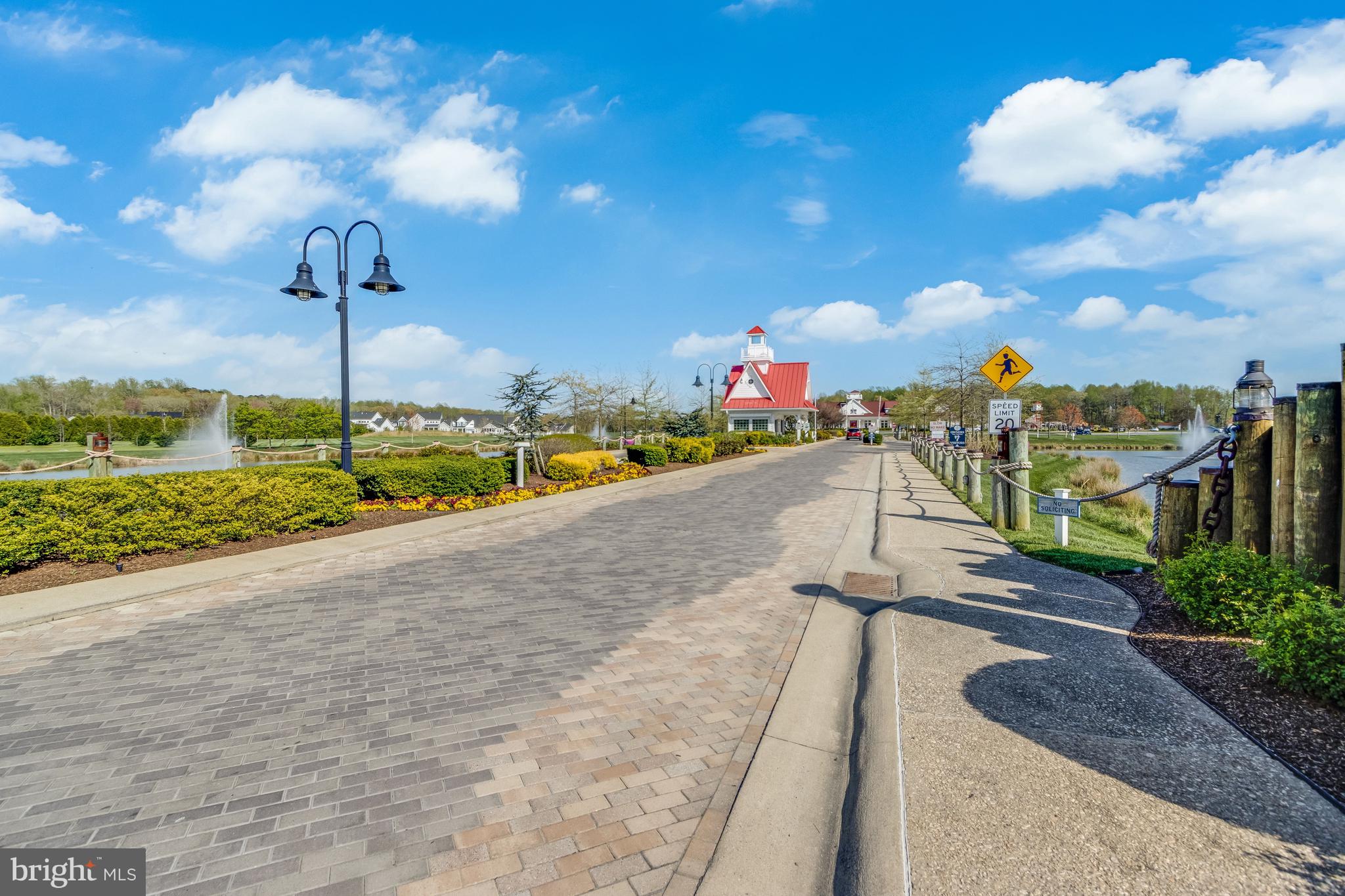 COASTAL CLUB - Residential