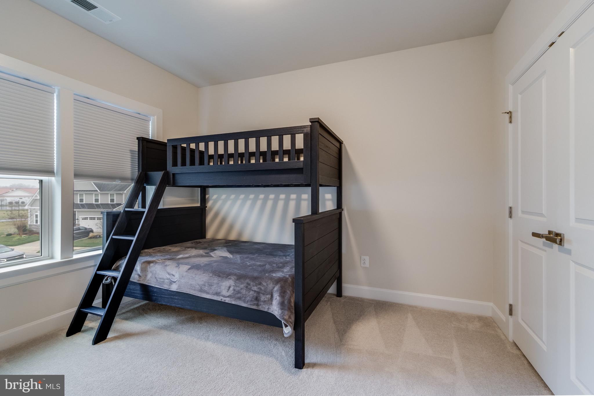 COASTAL CLUB - Residential