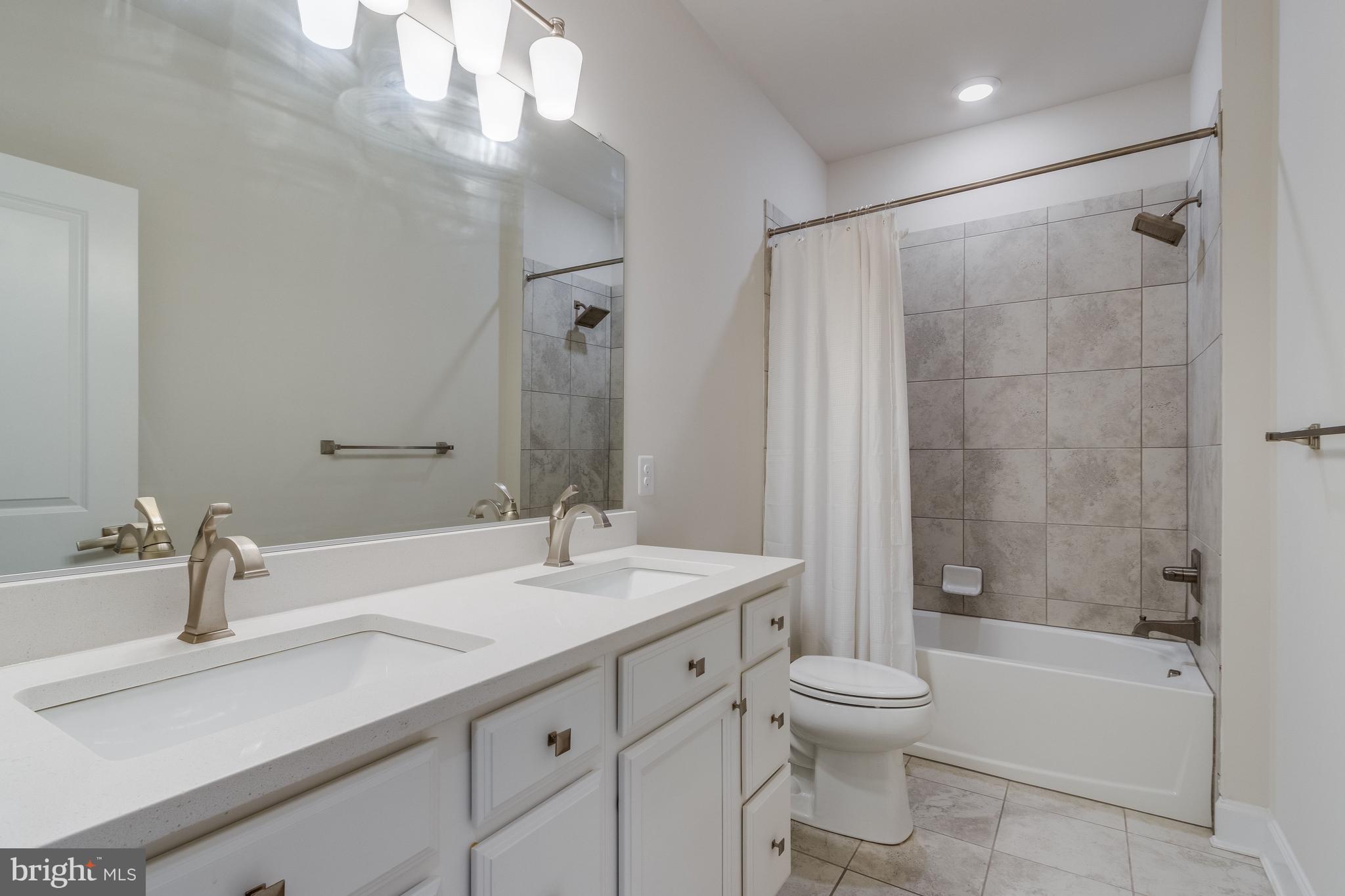 COASTAL CLUB - Residential