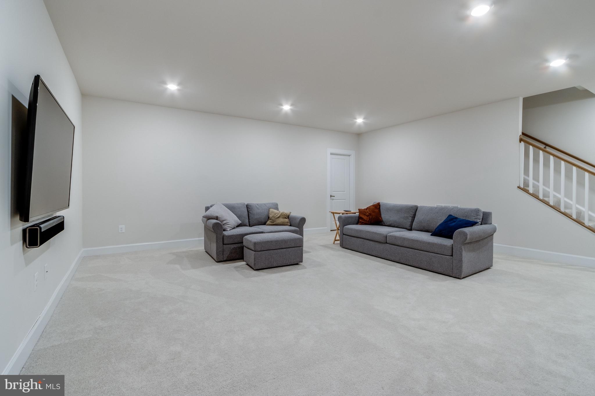 COASTAL CLUB - Residential