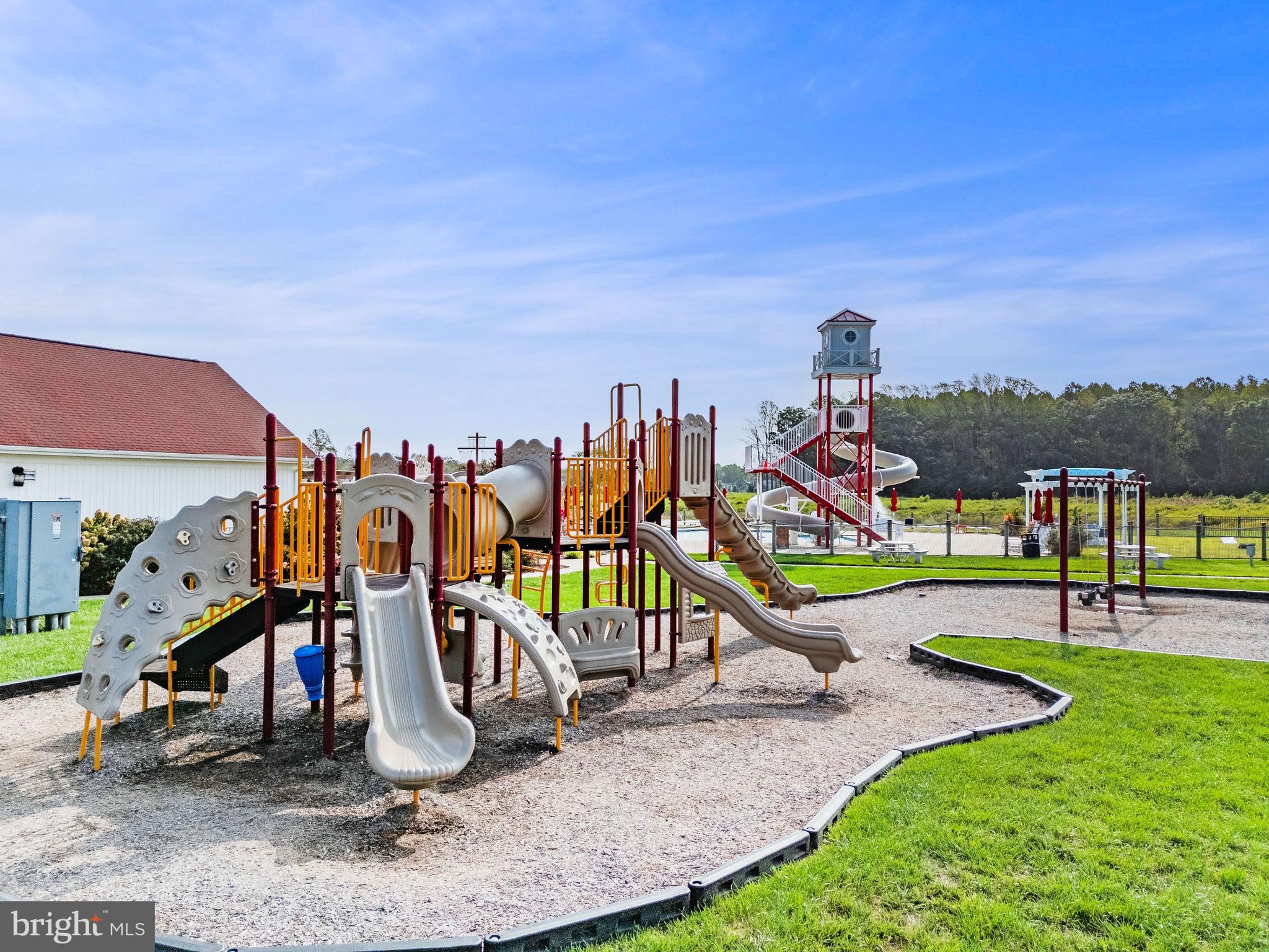 COASTAL CLUB - Residential