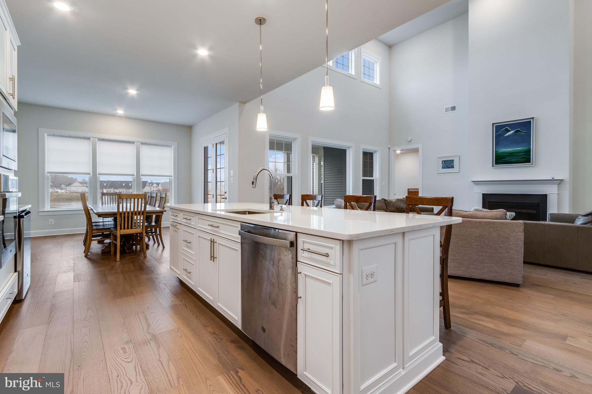 COASTAL CLUB - Residential