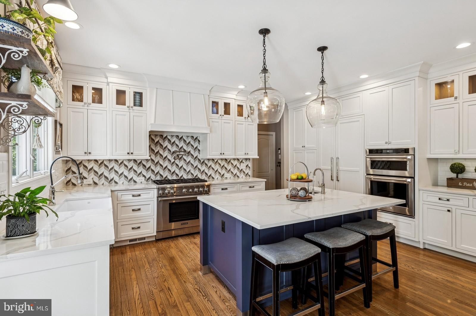 EAGLE GLENN - Residential