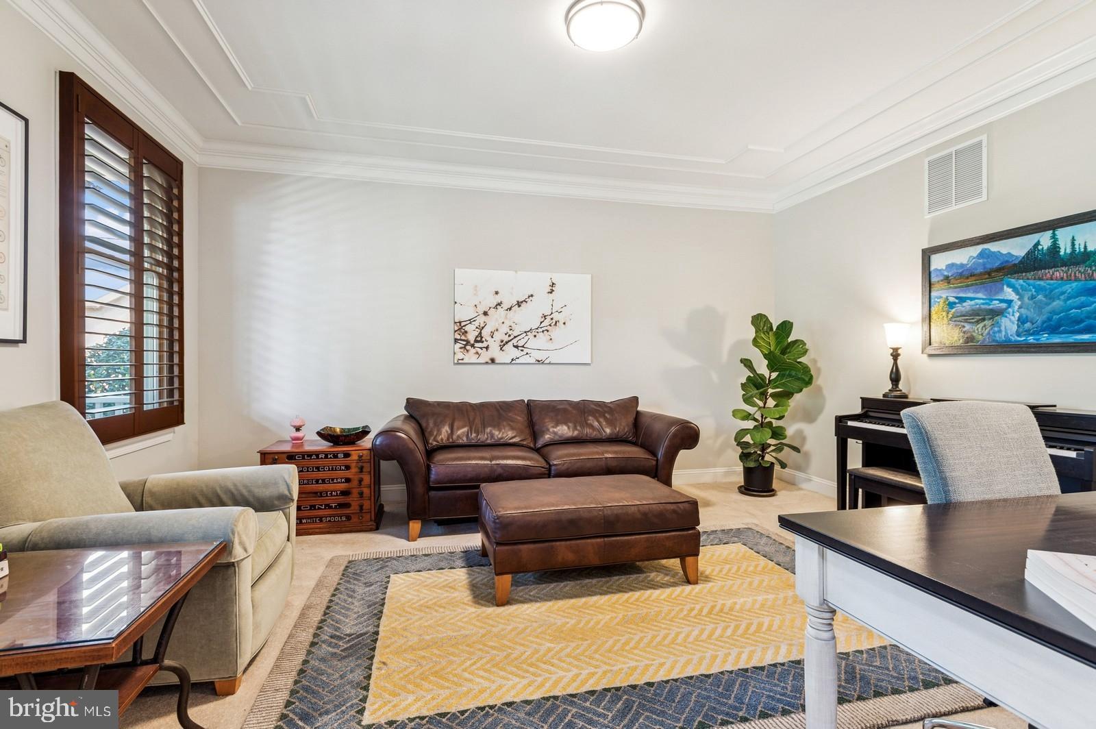 EAGLE GLENN - Residential