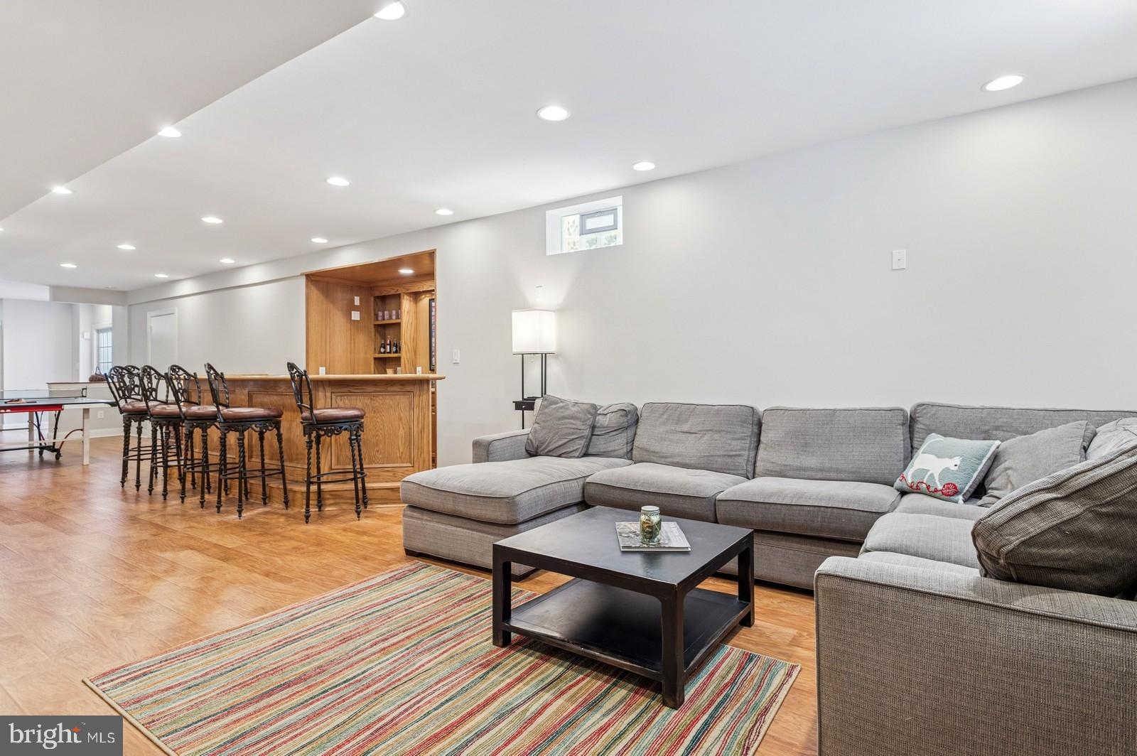 EAGLE GLENN - Residential