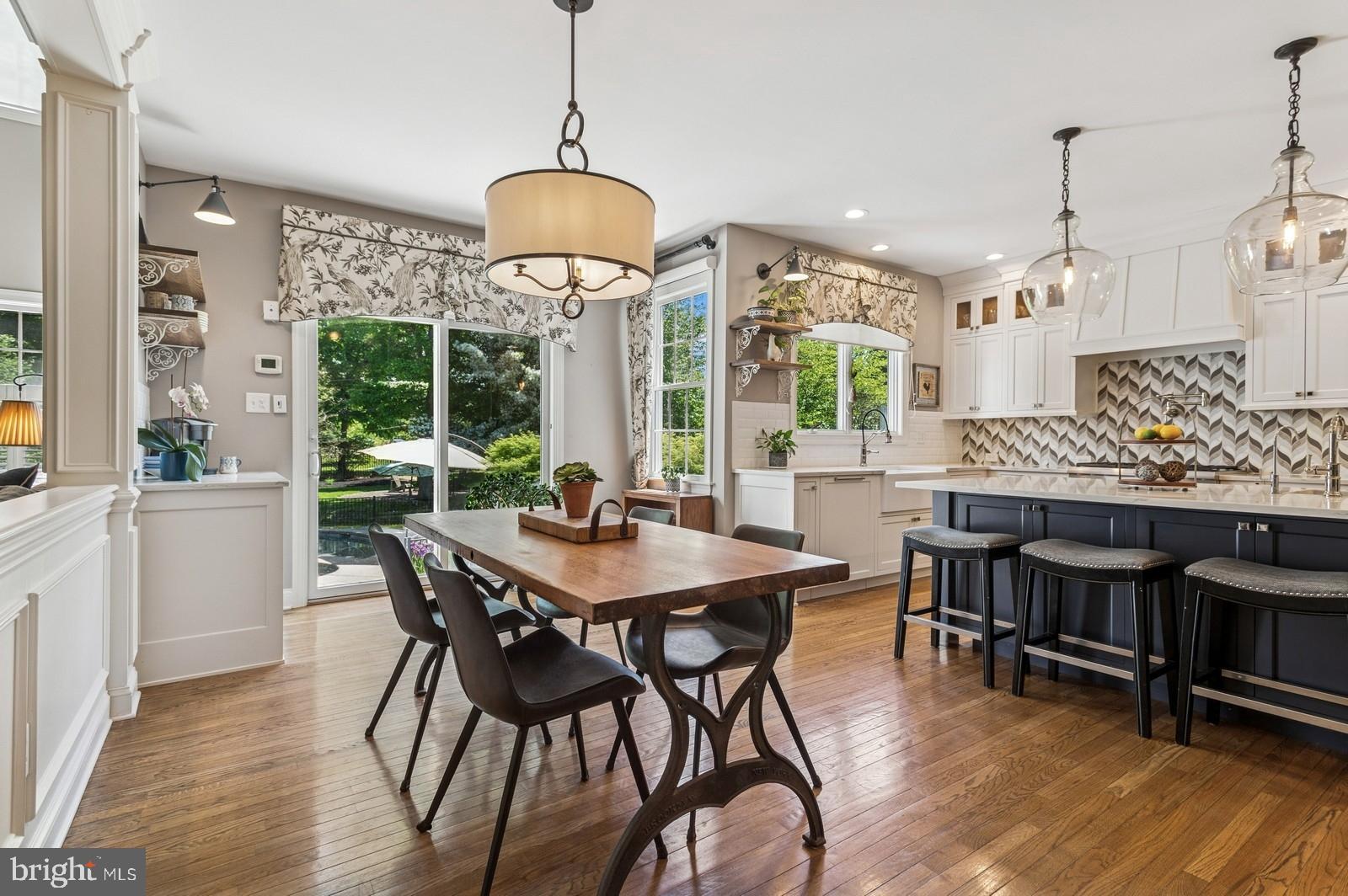 EAGLE GLENN - Residential