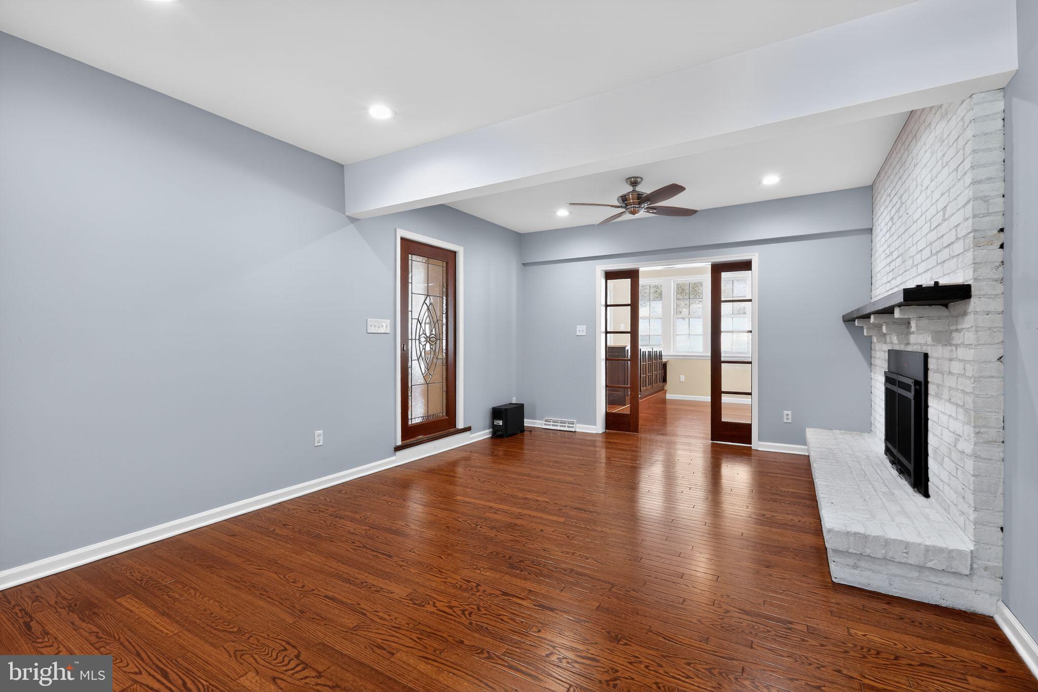 WHITFORD HILLS - Residential