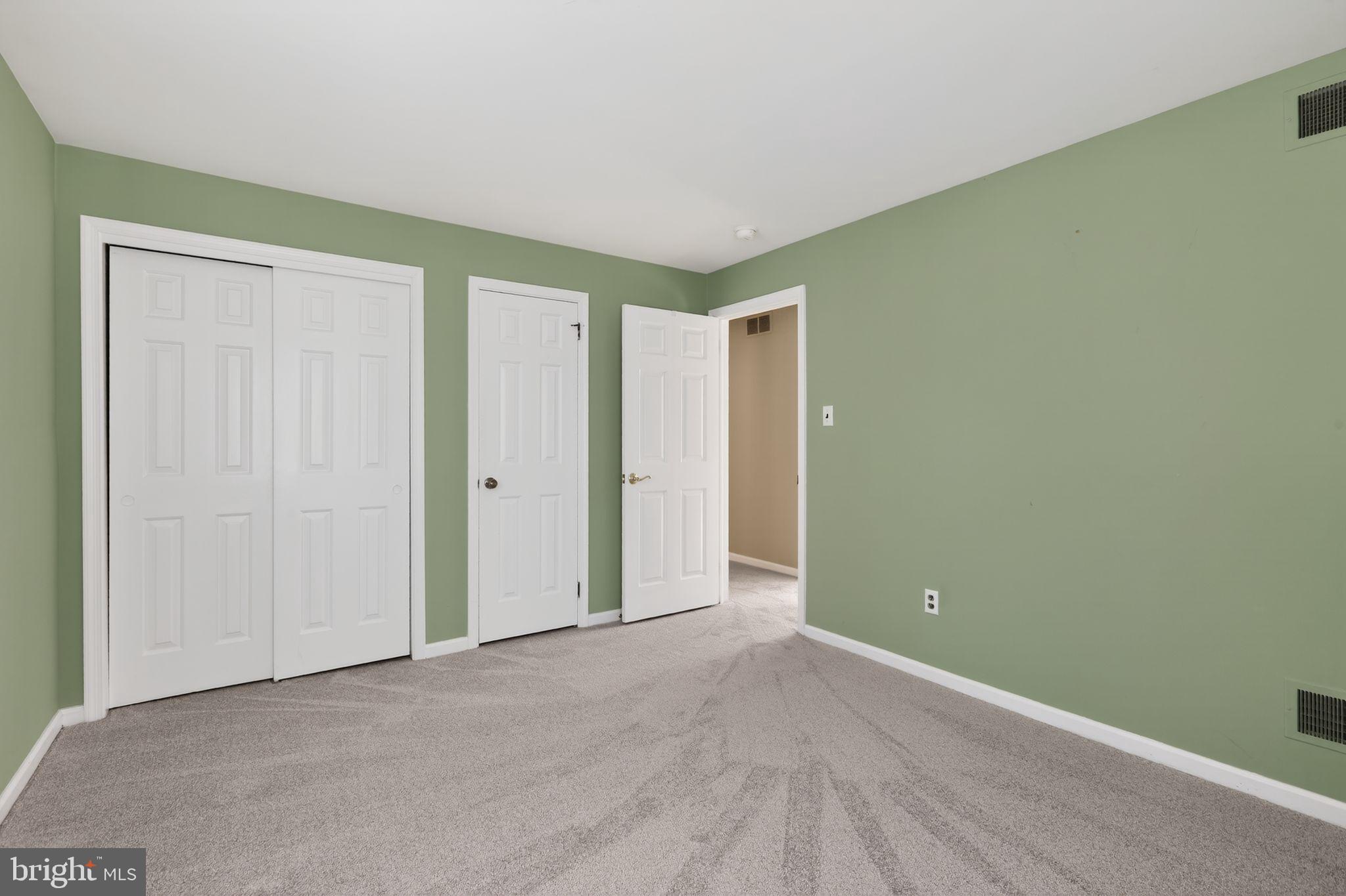 WHITFORD HILLS - Residential