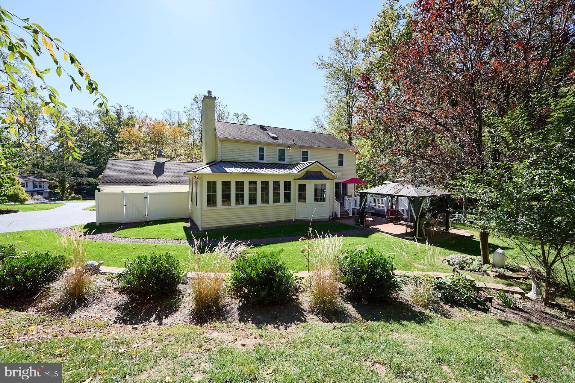 WHITFORD HILLS - Residential