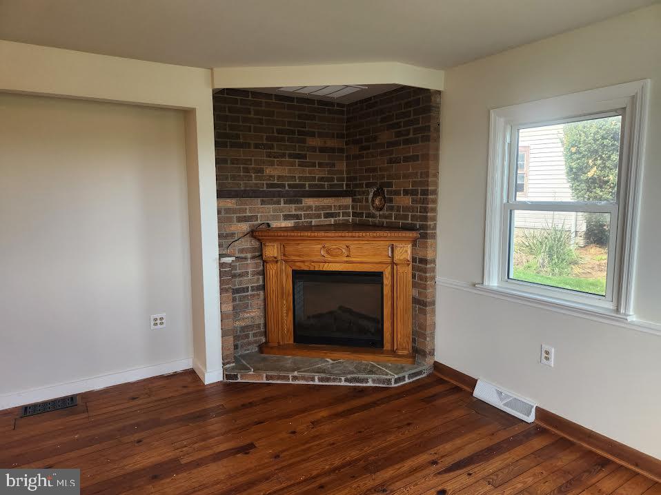 WARWICK TWP - Residential