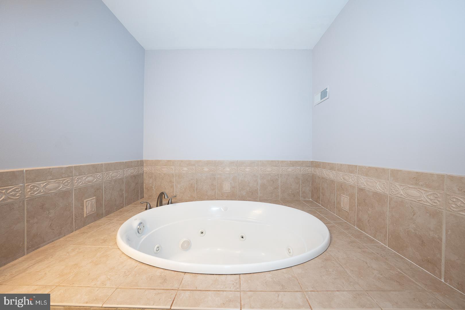 GRADUATE HOSPITAL - Residential