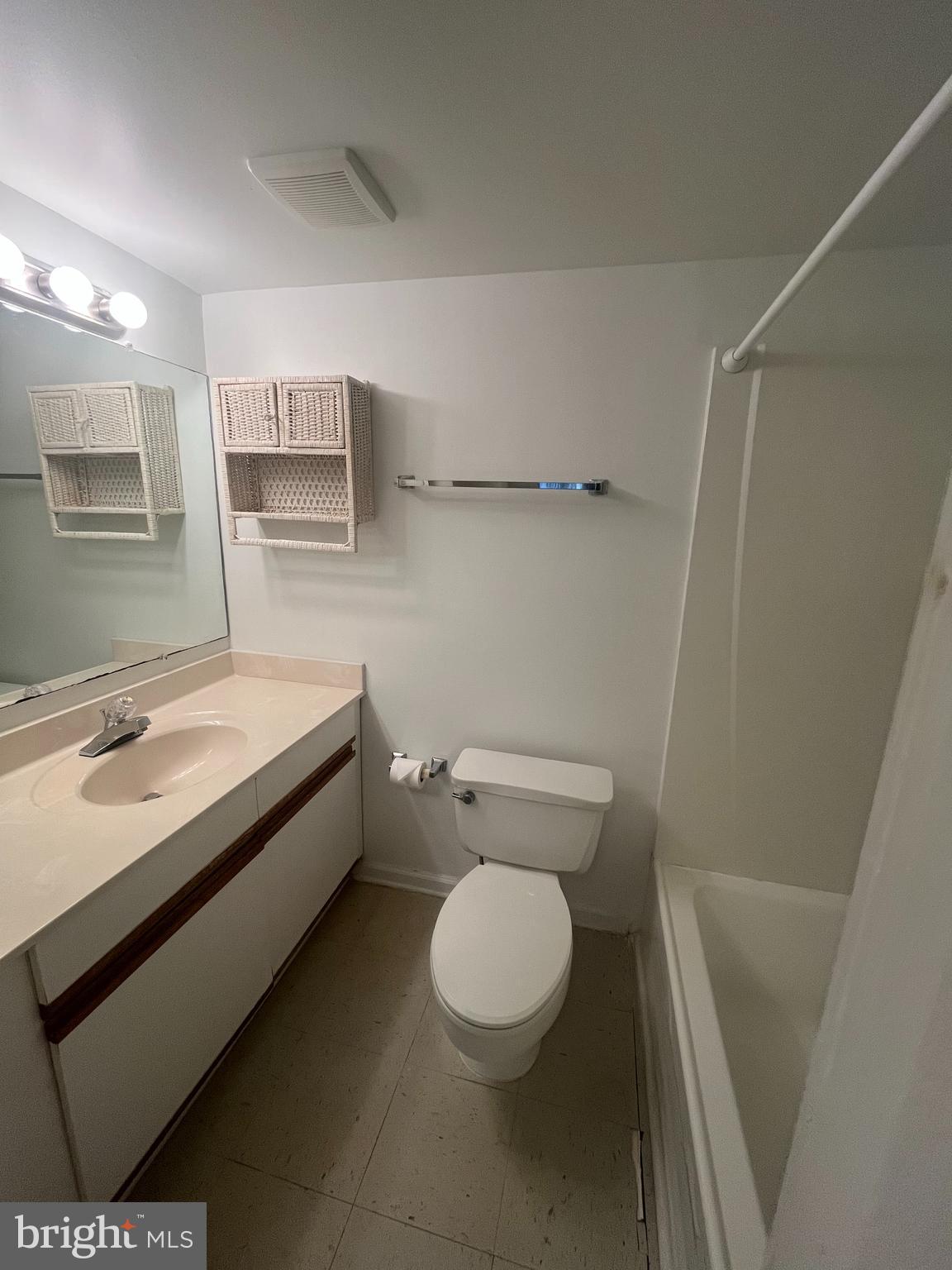 VILLAGE OF LONG REACH - Residential