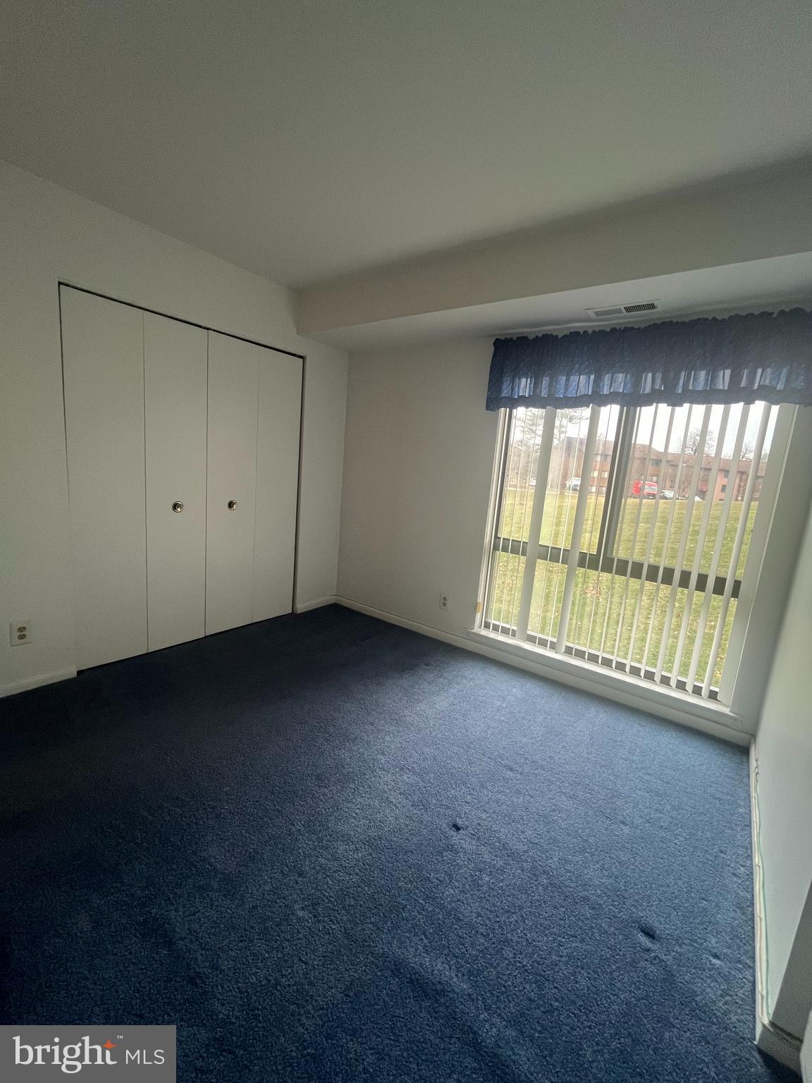 VILLAGE OF LONG REACH - Residential