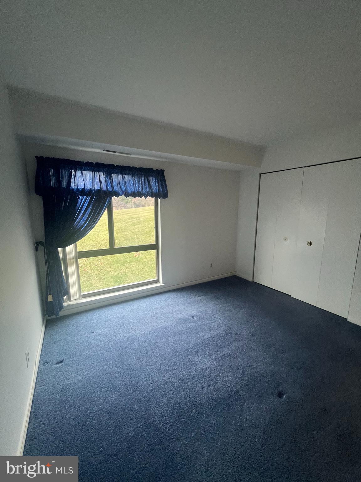 VILLAGE OF LONG REACH - Residential