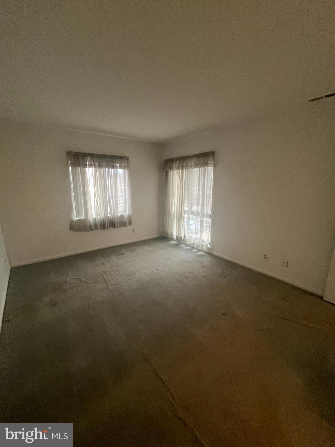 VILLAGE OF LONG REACH - Residential