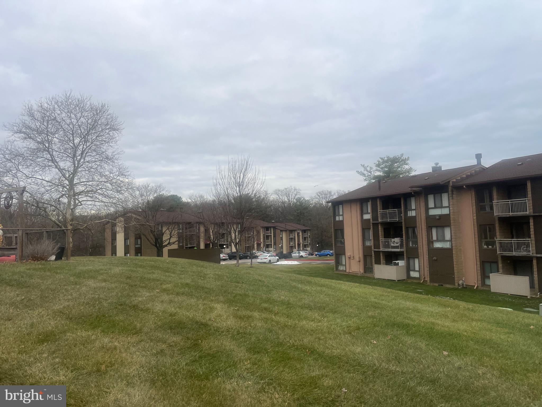 VILLAGE OF LONG REACH - Residential