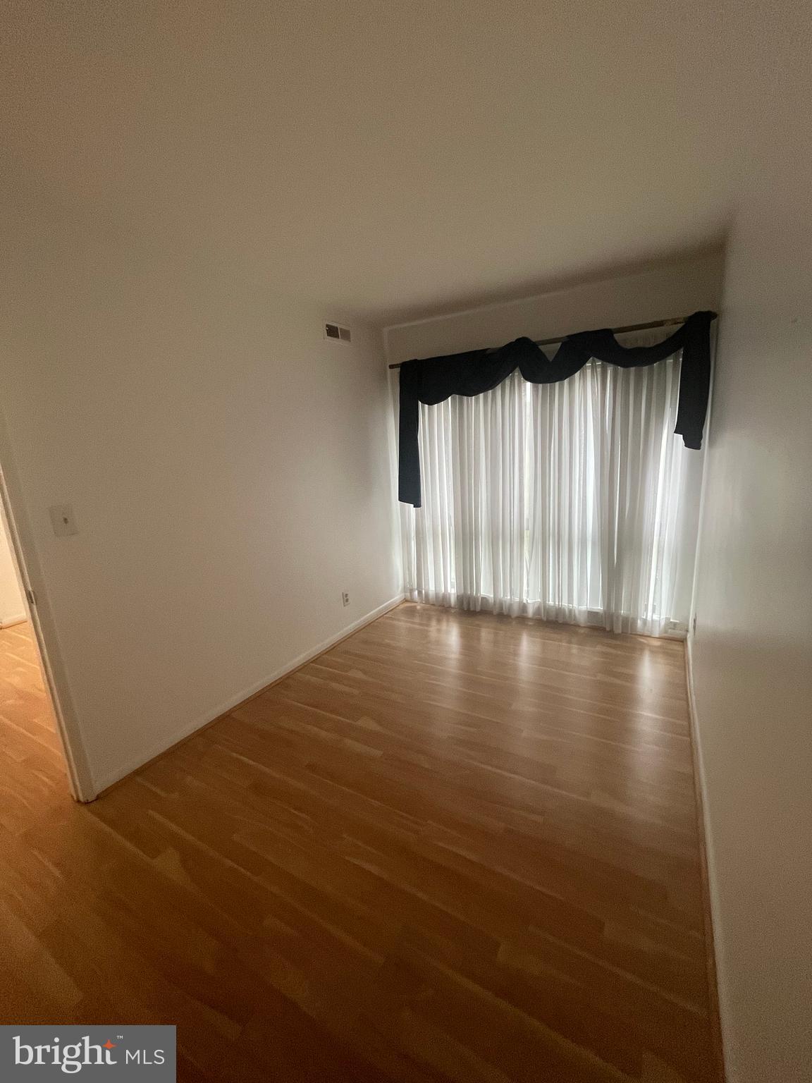 VILLAGE OF LONG REACH - Residential