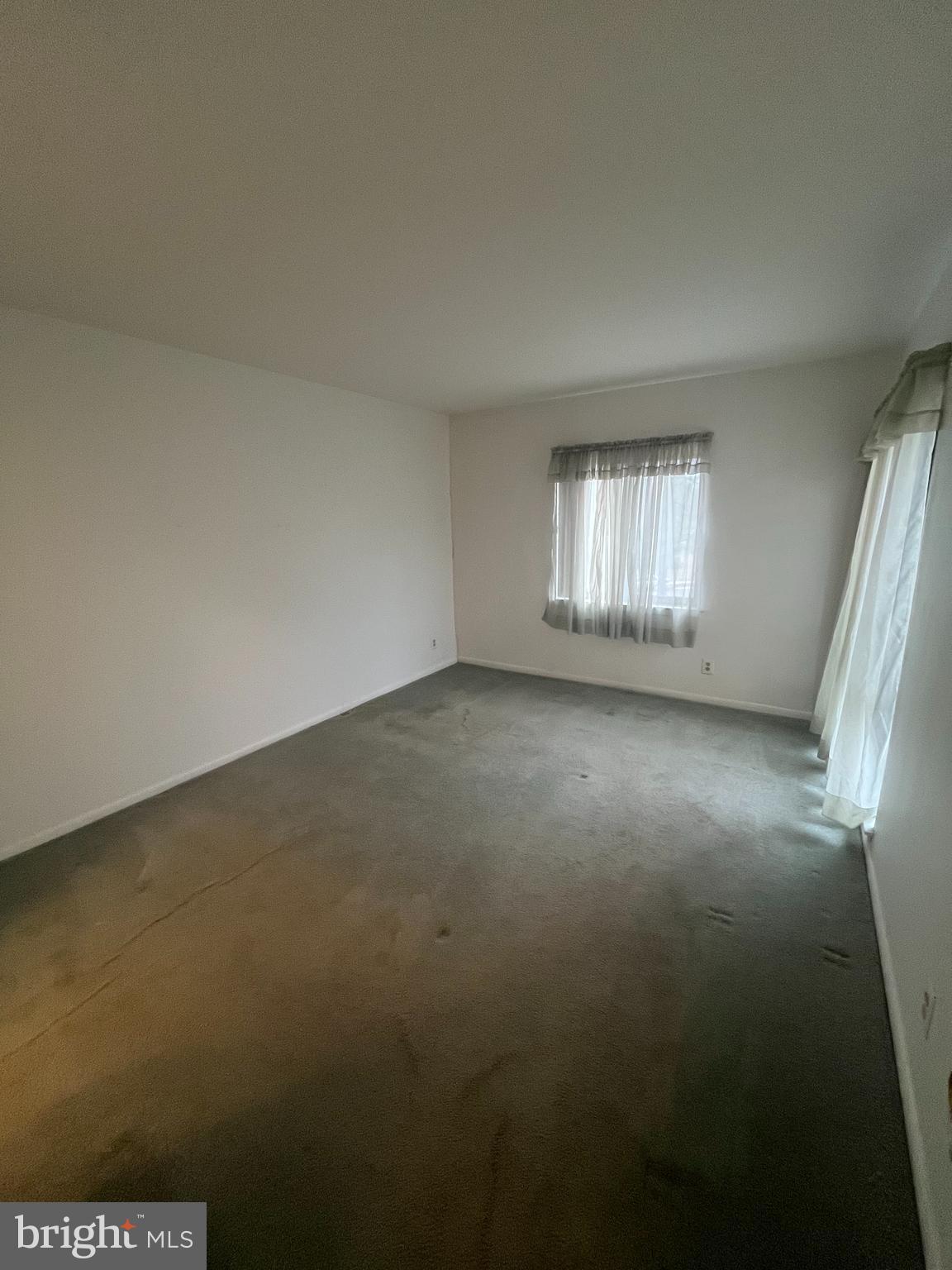 VILLAGE OF LONG REACH - Residential