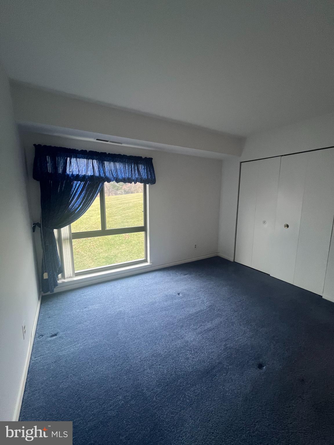 VILLAGE OF LONG REACH - Residential