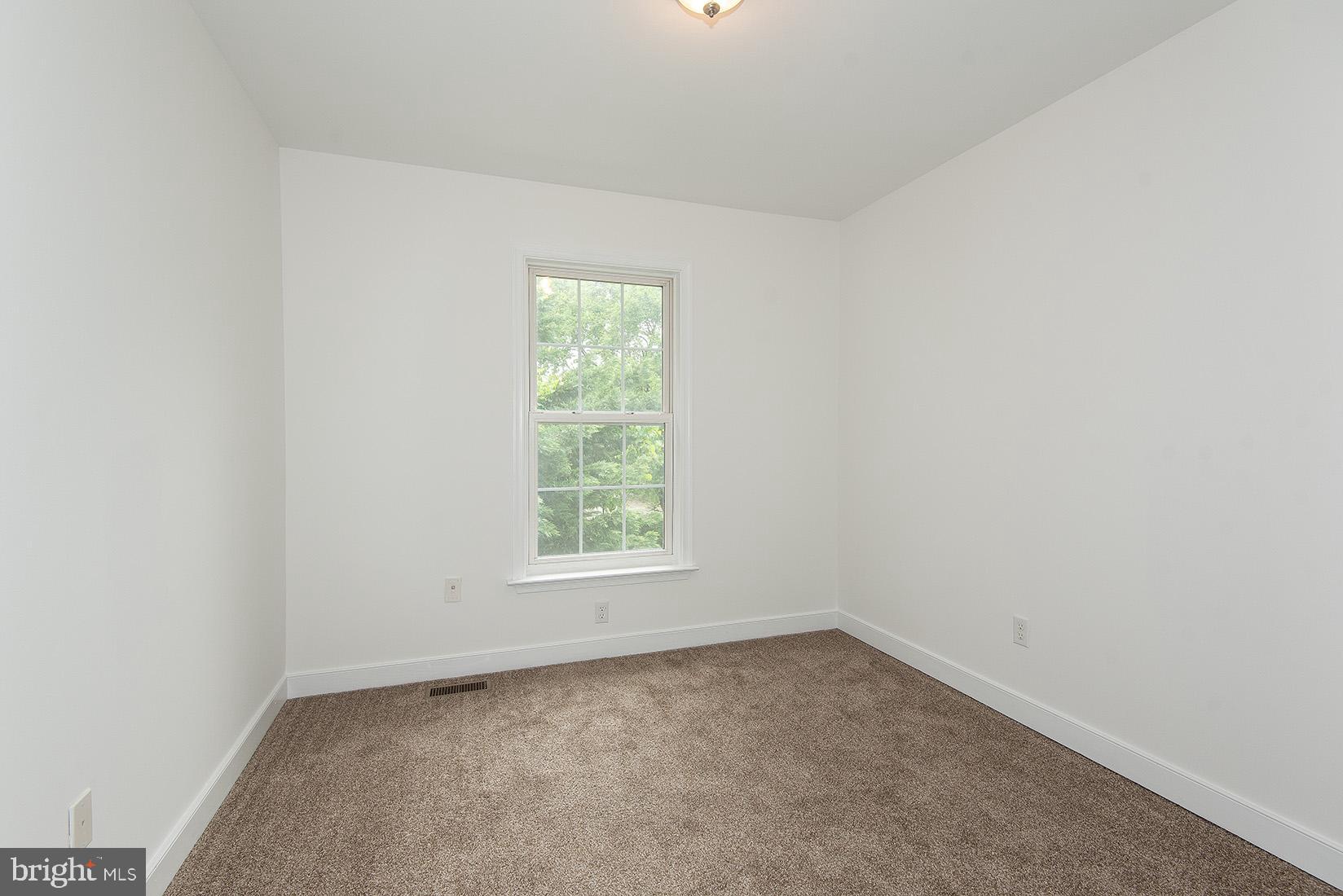 FERNDALE FARMS - Residential