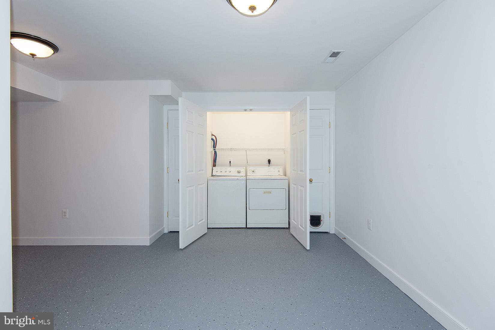 FERNDALE FARMS - Residential