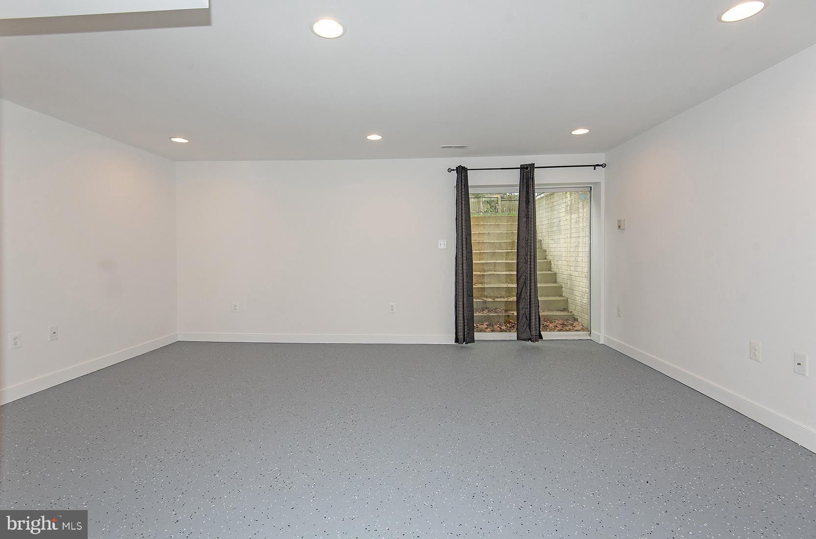 FERNDALE FARMS - Residential