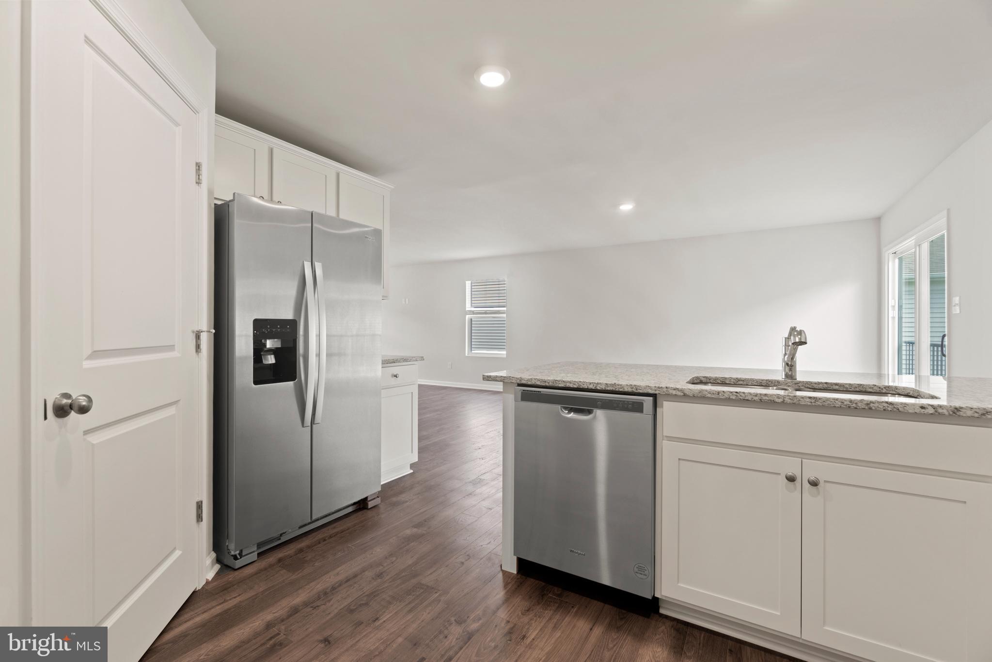 LADYSMITH VILLAGE - Residential