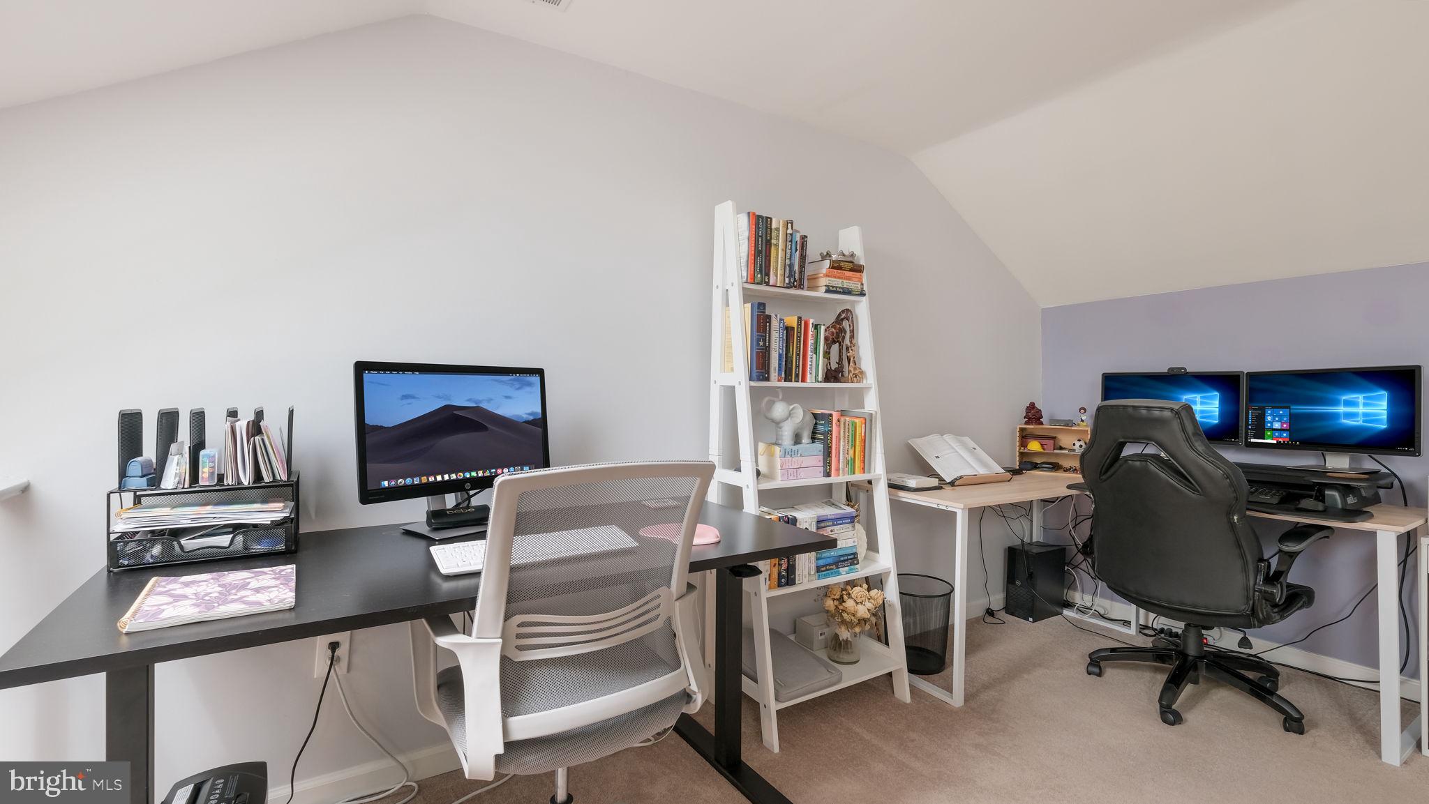 SAWYERS CREEK - Residential