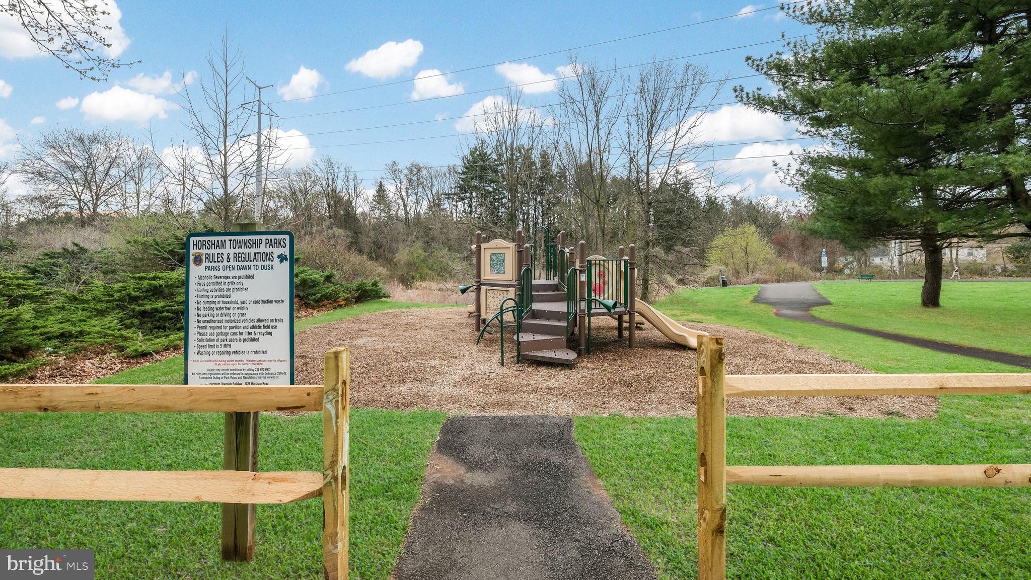 SAWYERS CREEK - Residential