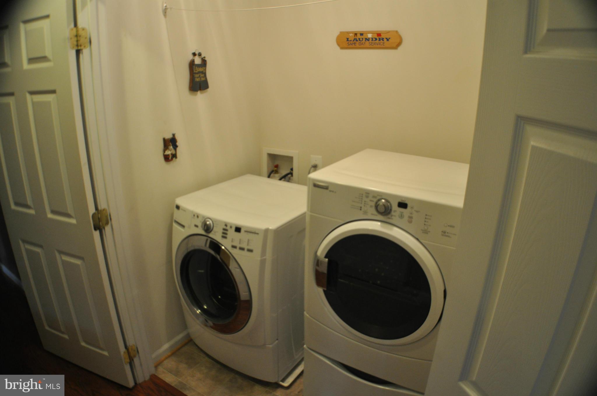 INWOOD MEADOWS - Residential