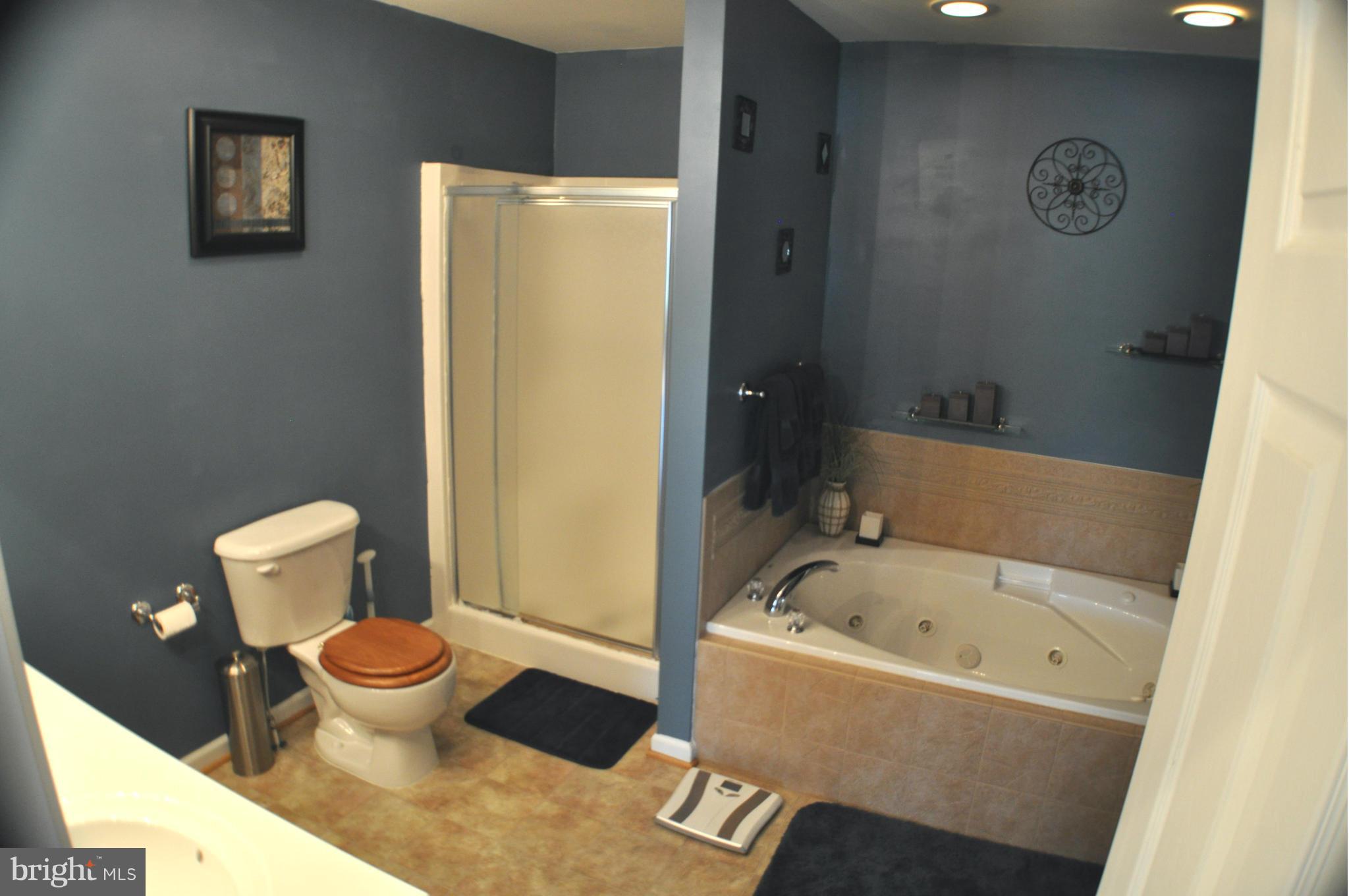 INWOOD MEADOWS - Residential