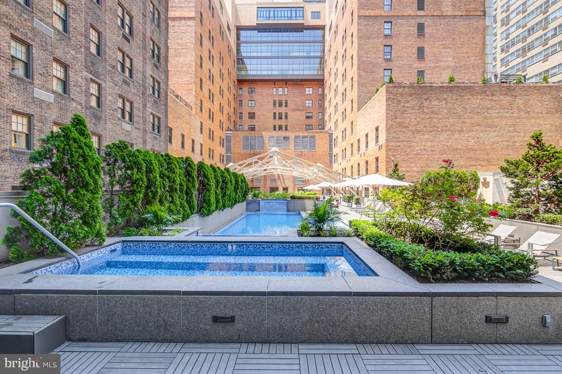 RITTENHOUSE SQUARE - Residential Lease