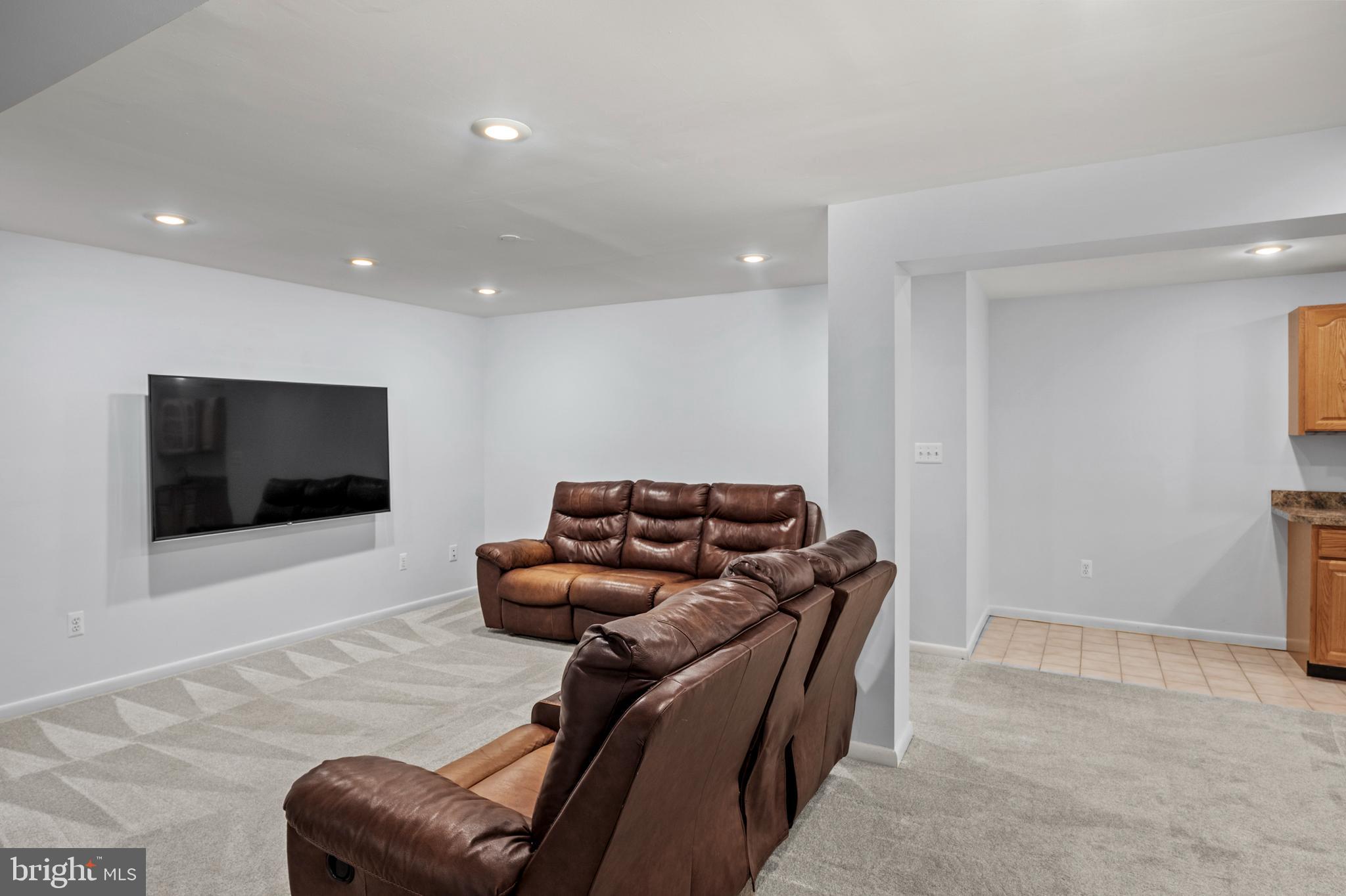 TURF VALLEY OVERLOOK - Residential