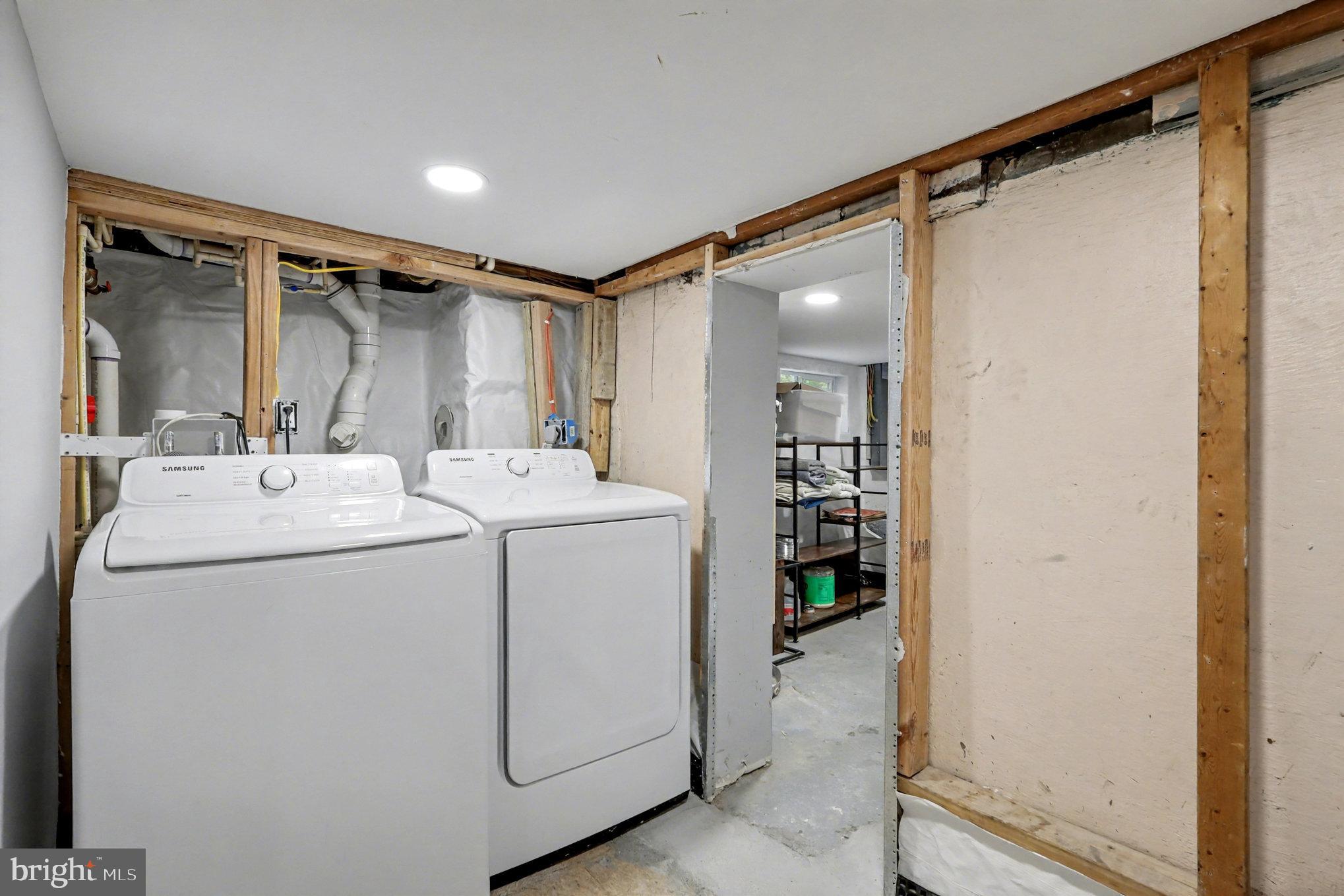 RIVERDALE PARK - Residential