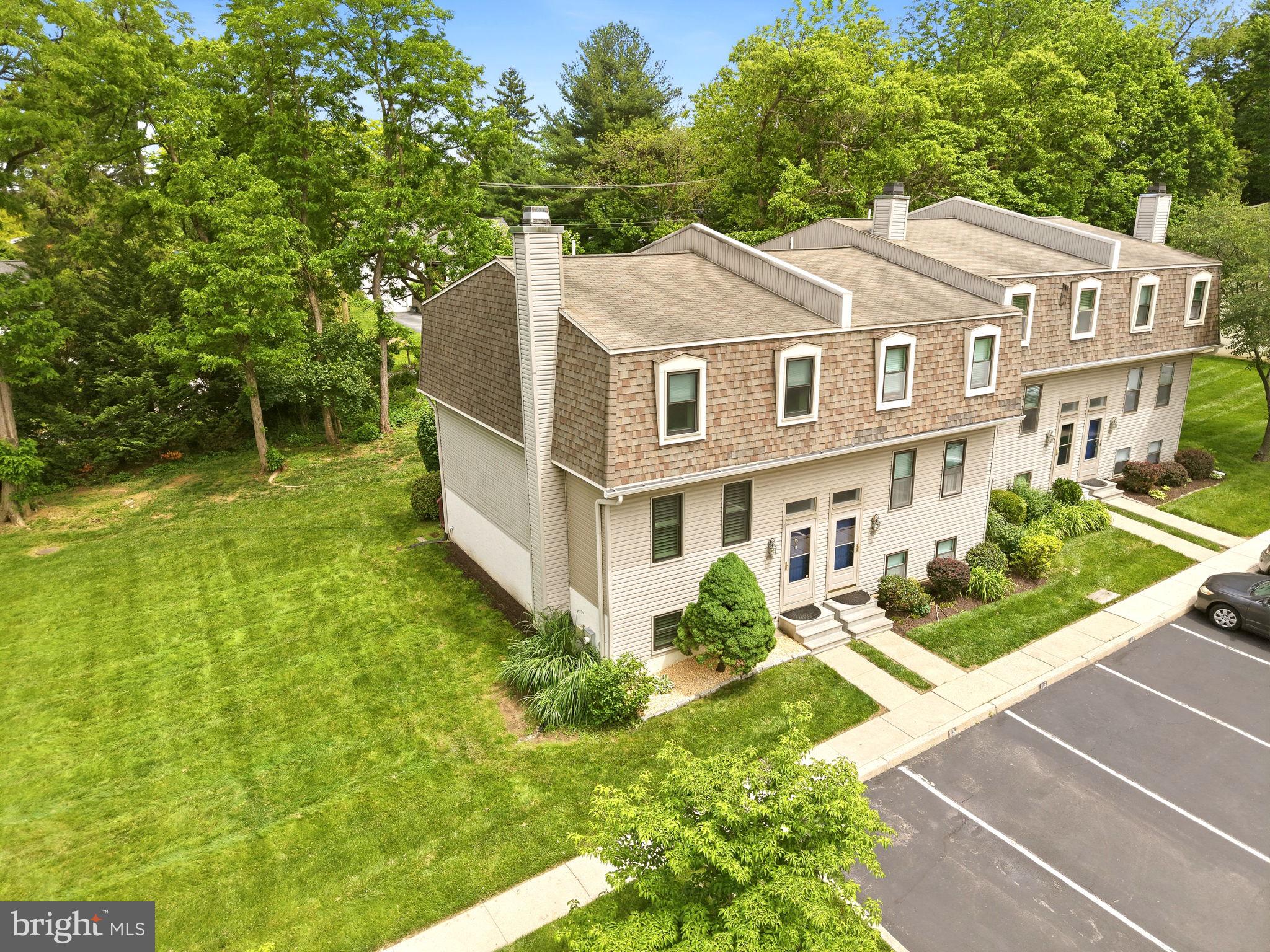 SEVEN SPRINGS - Residential