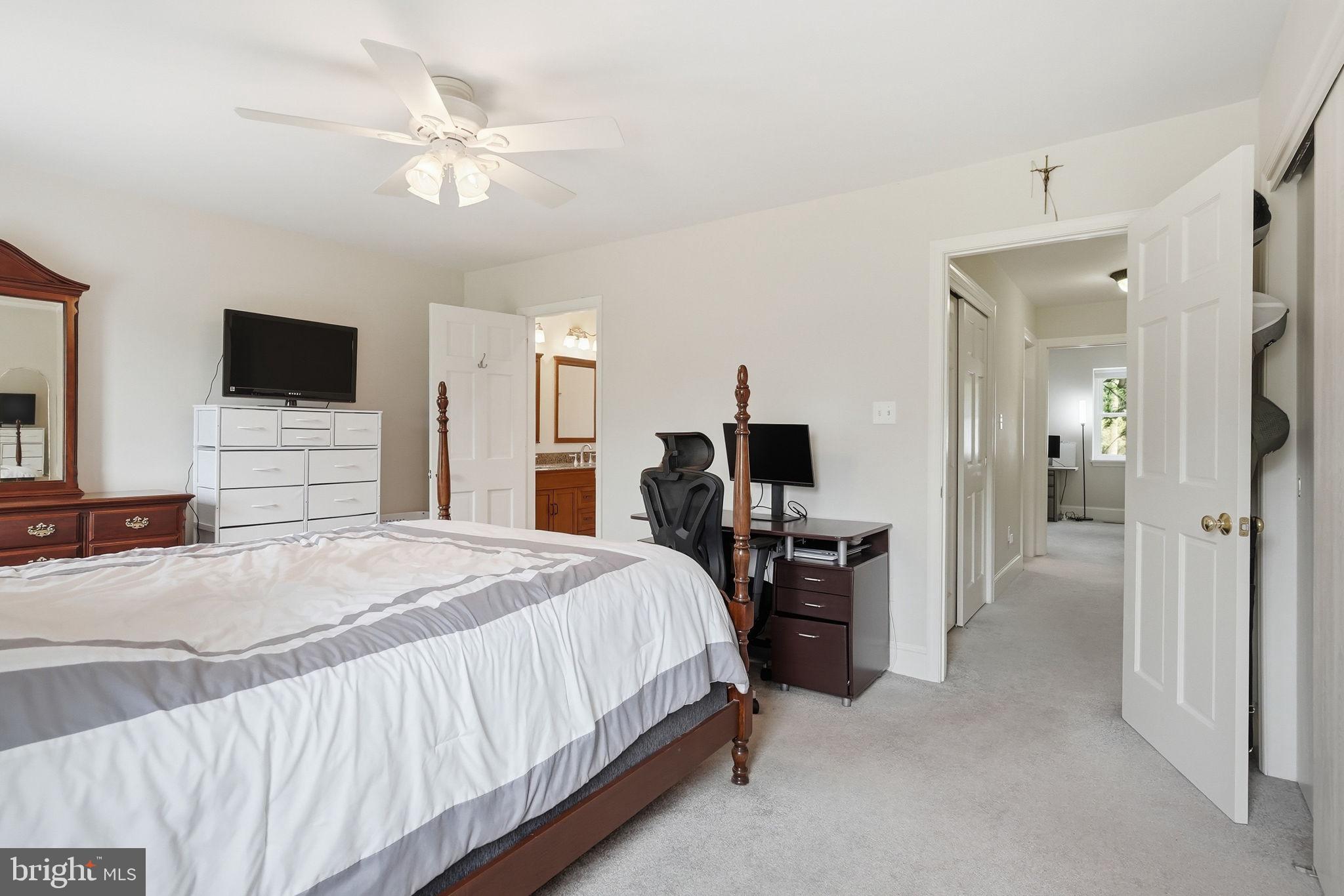 SEVEN SPRINGS - Residential