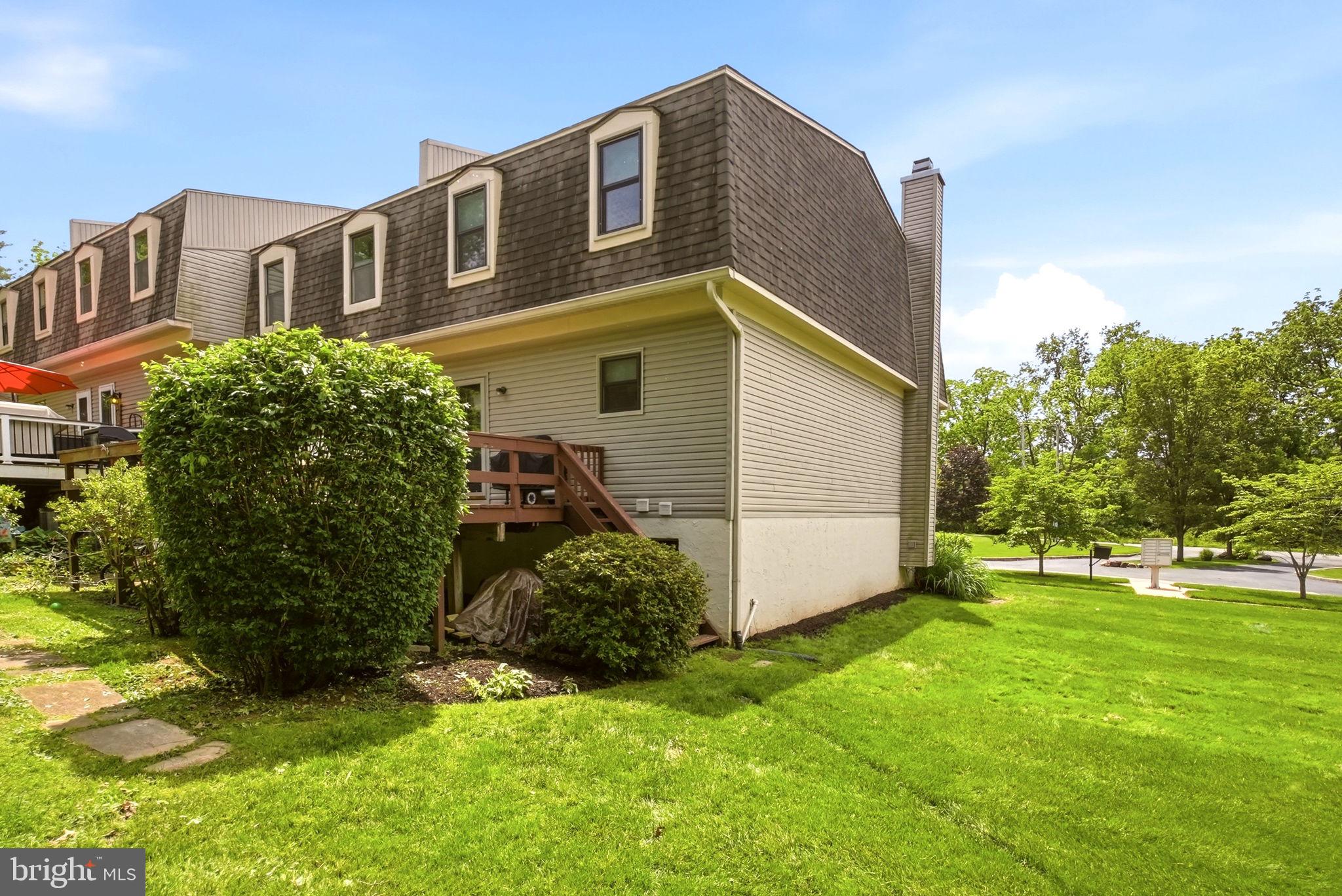 SEVEN SPRINGS - Residential