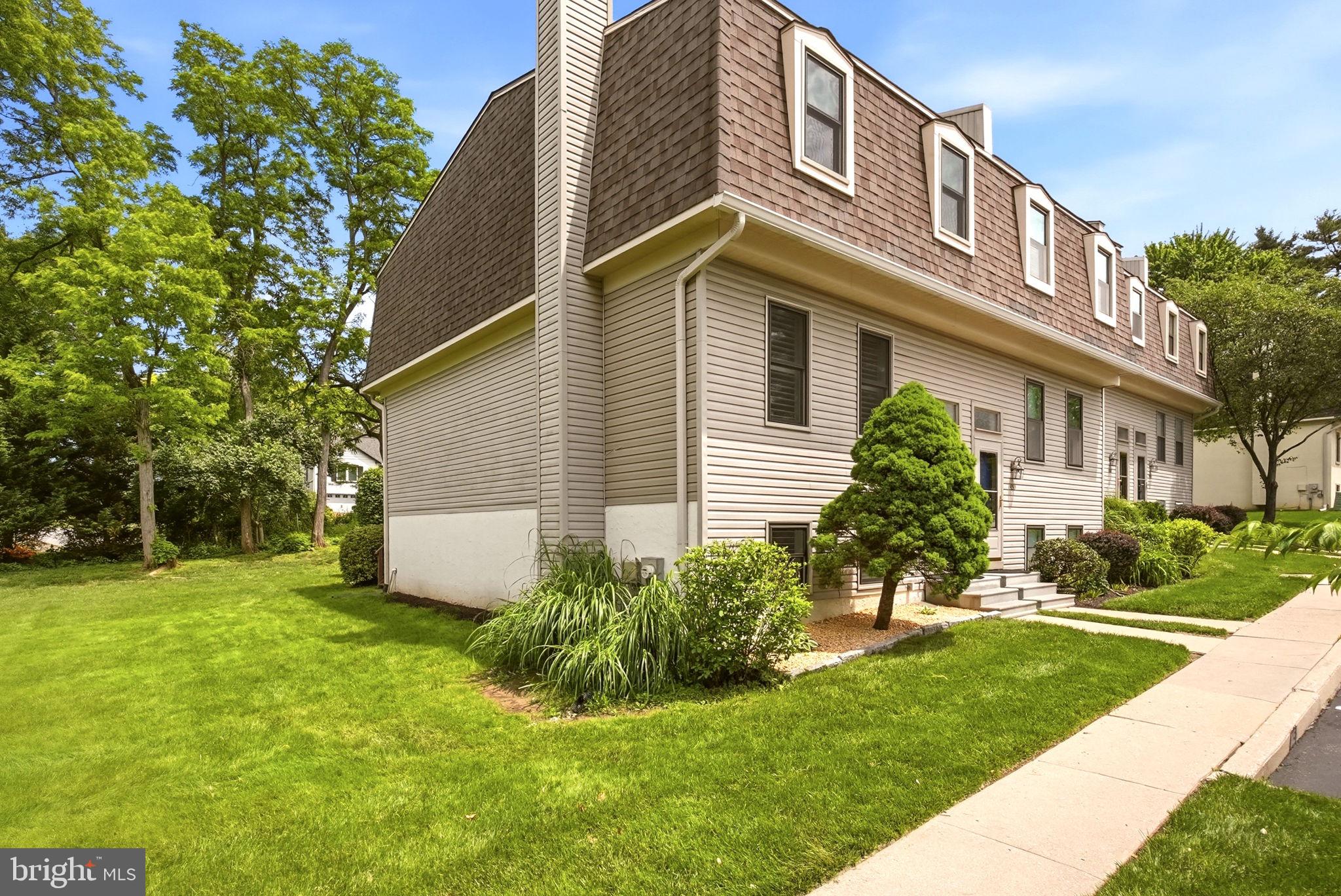 115 SPRING LANE